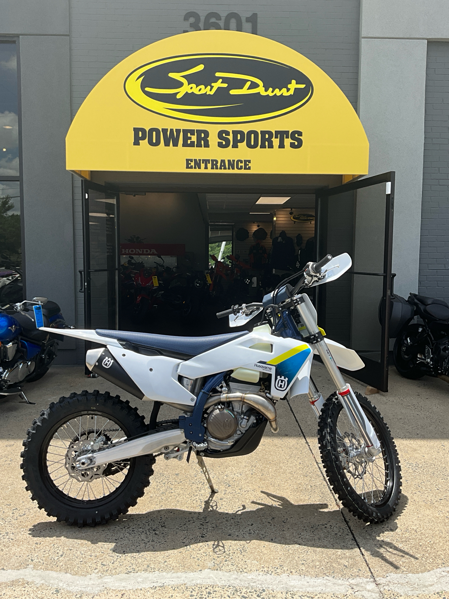 husqvarna bike dealers near me