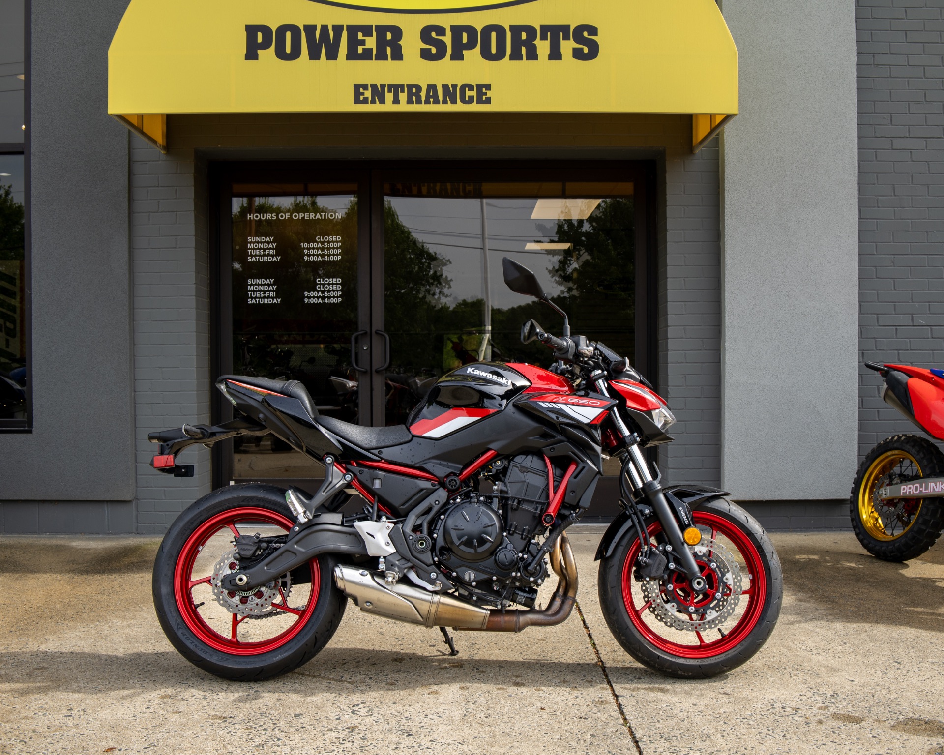 テレビ Kawa Used 2024 Kawasaki Z650 ABS, Durham NC | Specs, Price, Photos