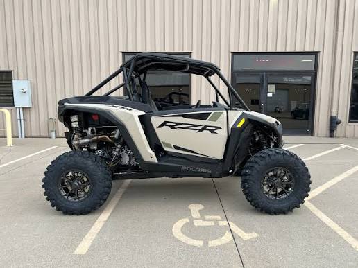 2026 Polaris RZR XP 1000 Ultimate 1