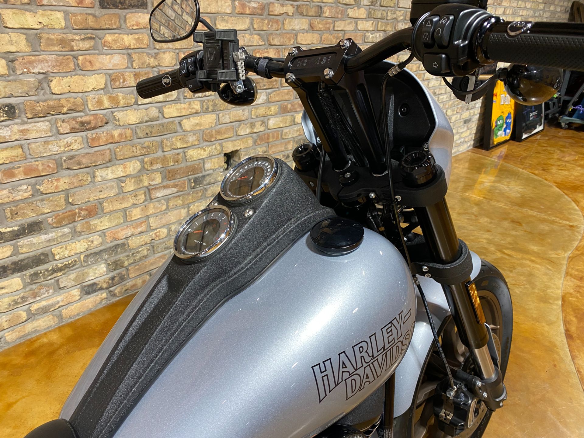 2020 Harley-Davidson Low Rider® S 8