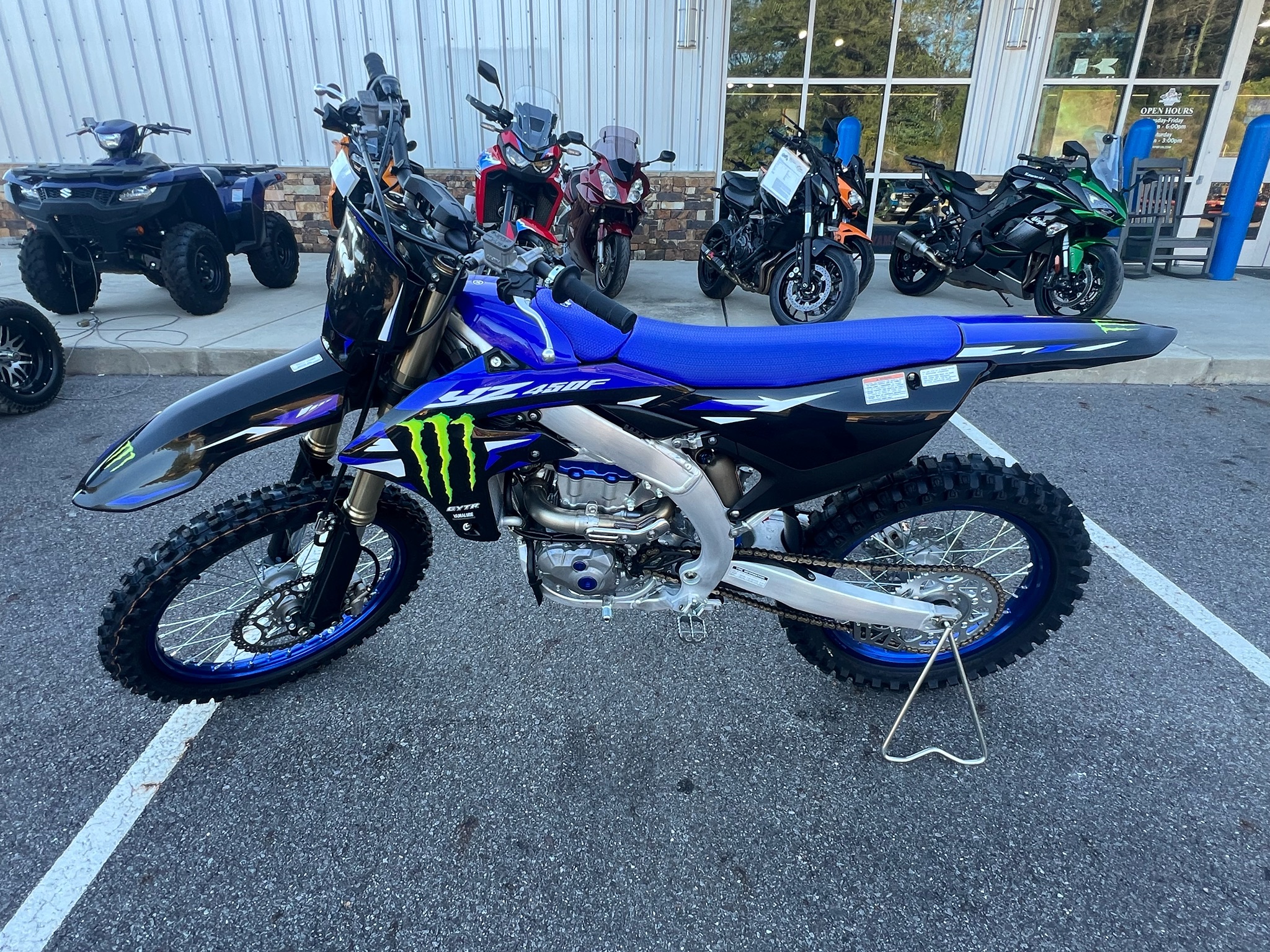 2027 Yamaha YZ450F Monster Energy Edition 2