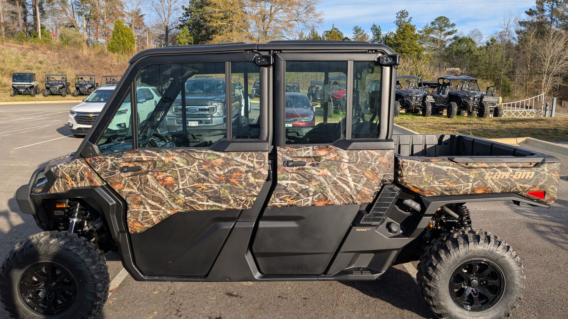2026 Can-Am™ Defender MAX XT CAB HD11 with 10.25 in. touchscree 4