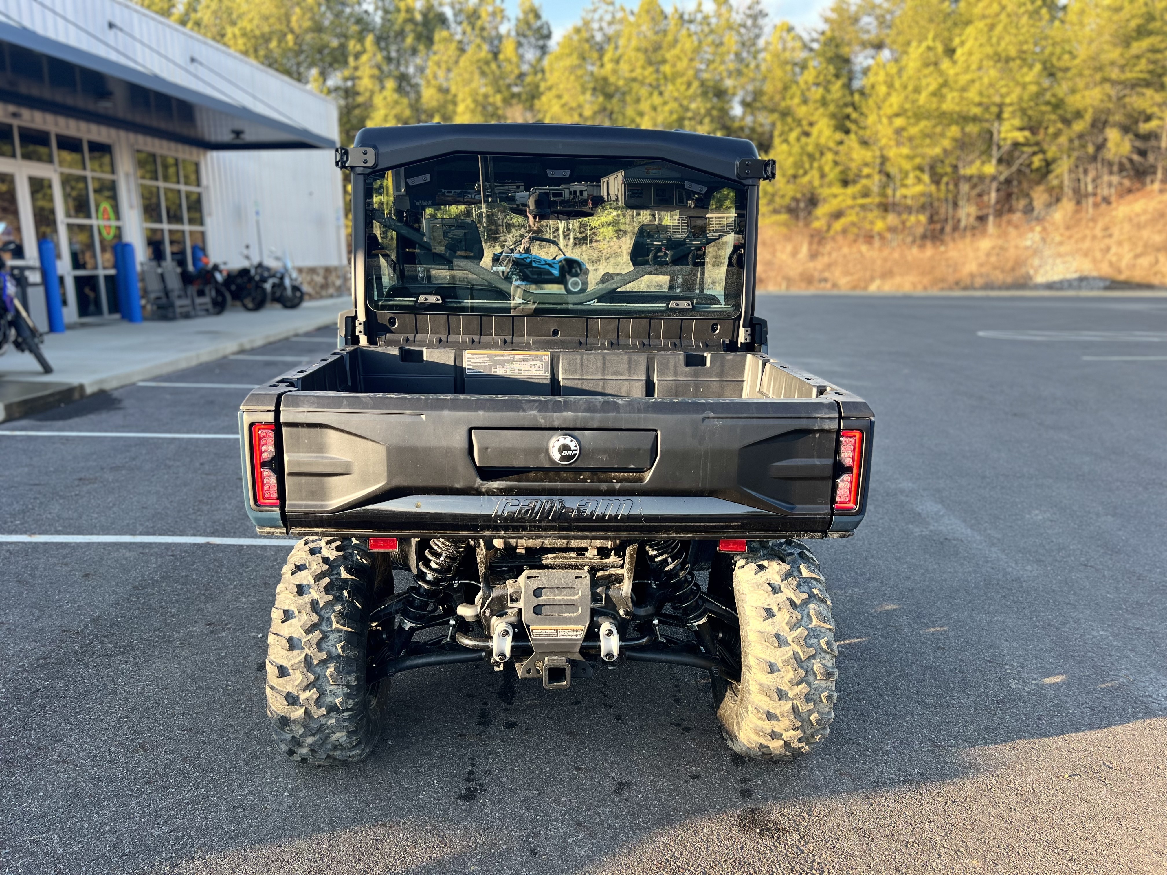 2026 Can-Am™ Defender XT CAB HD11 with 10.25 in. touchscreen di 2
