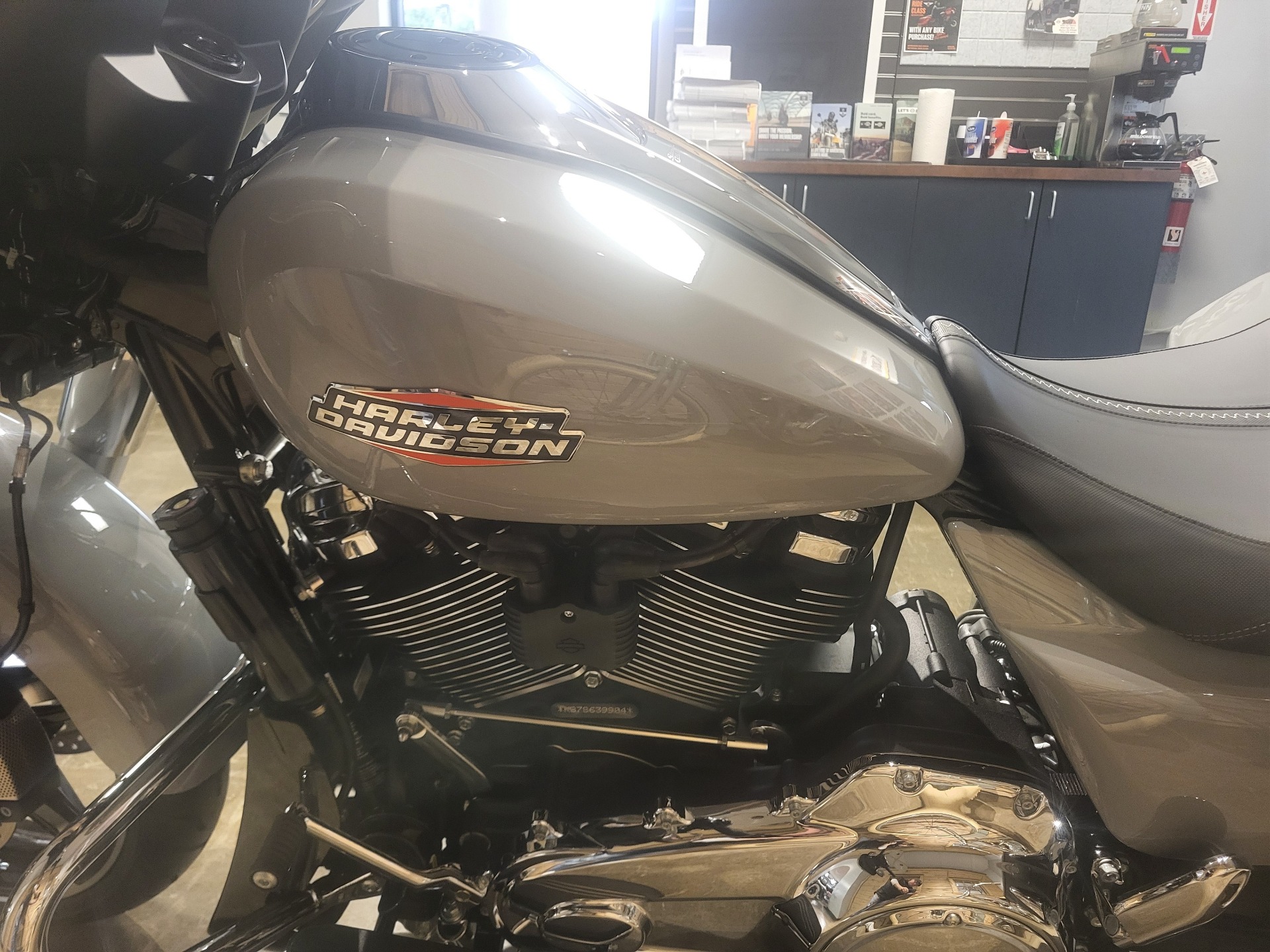 2025 Harley-Davidson Street Glide® 7