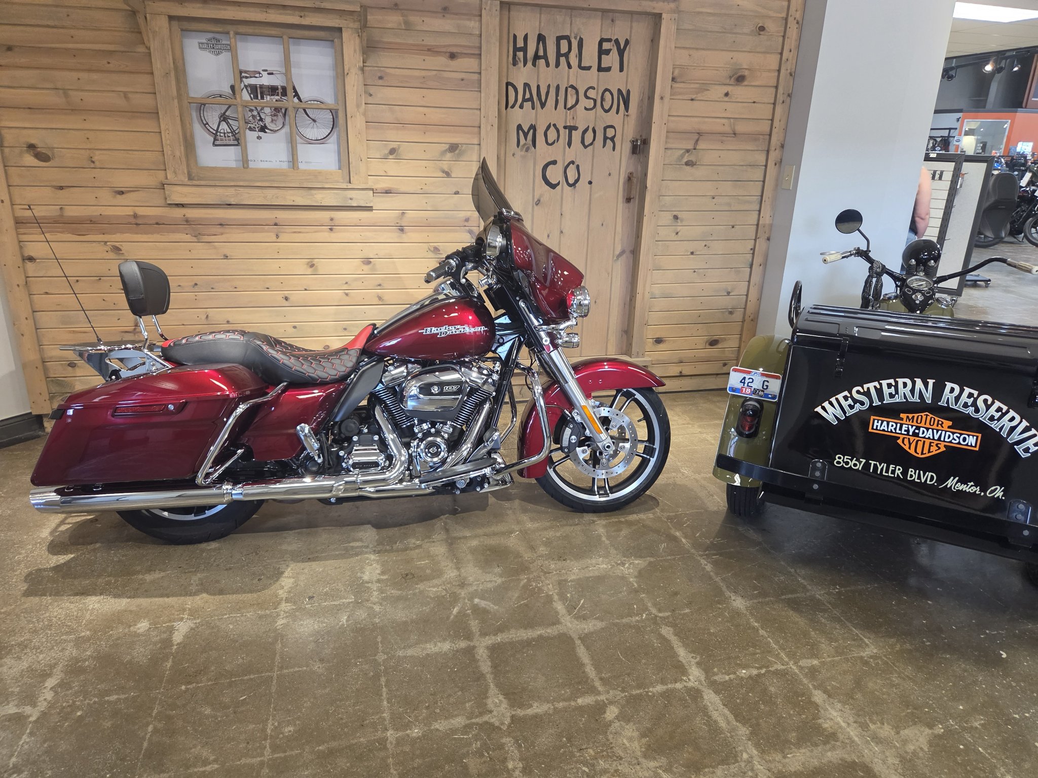 2017 Harley-Davidson Street Glide® Special 1