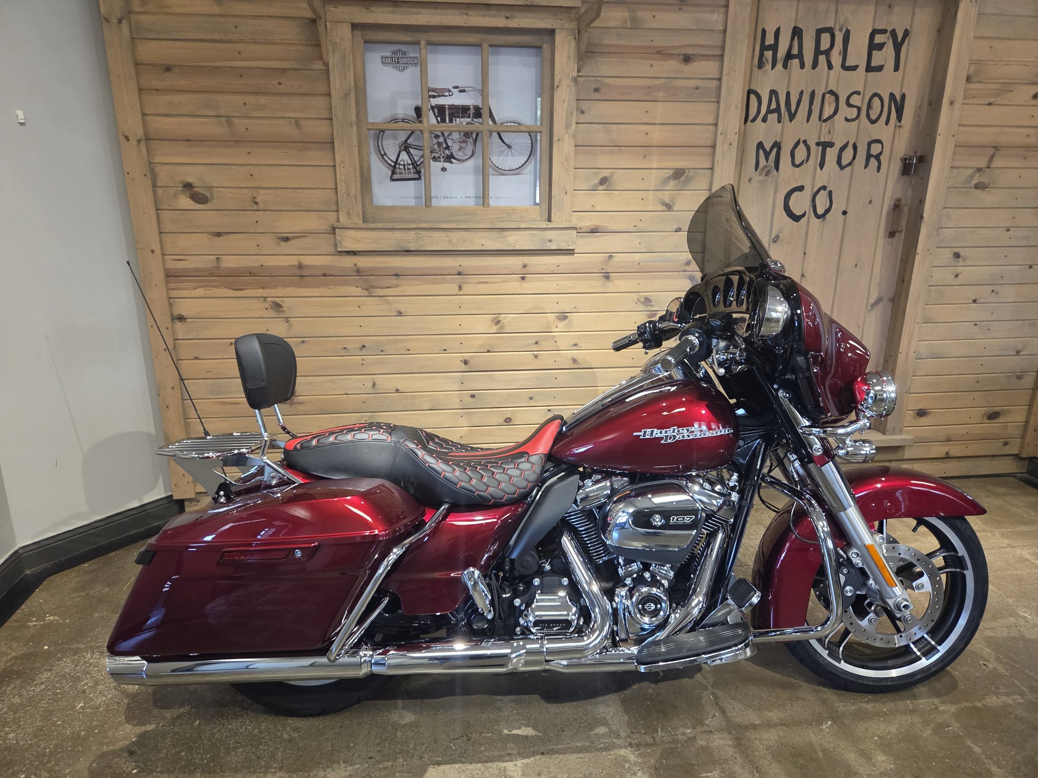 2017 Harley-Davidson Street Glide® Special 10