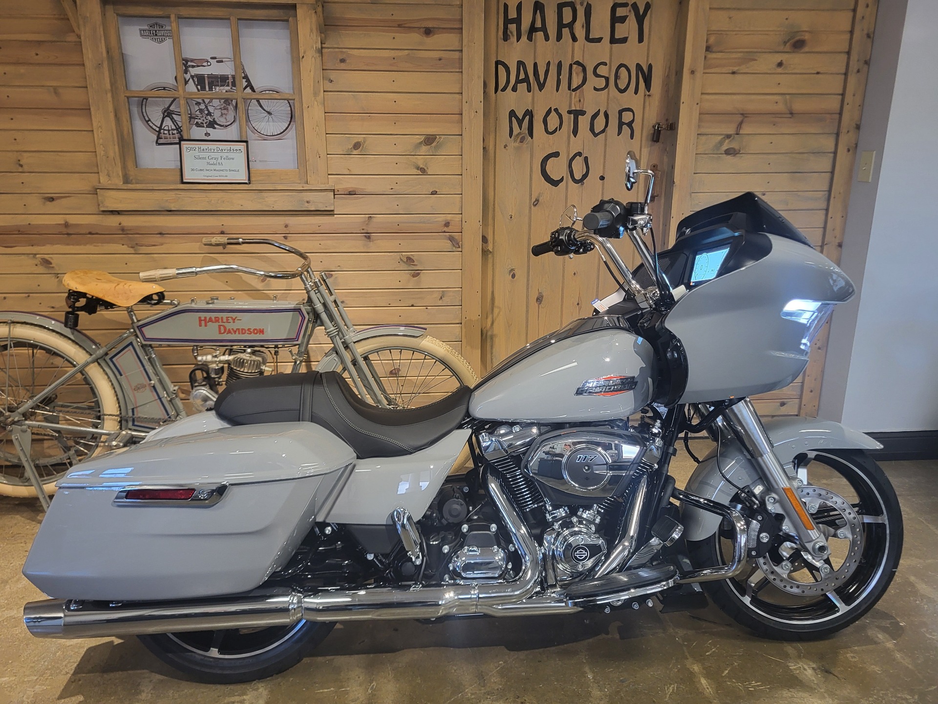 New 2025 Harley-Davidson Road Glide® Motorcycles in Mentor, OH