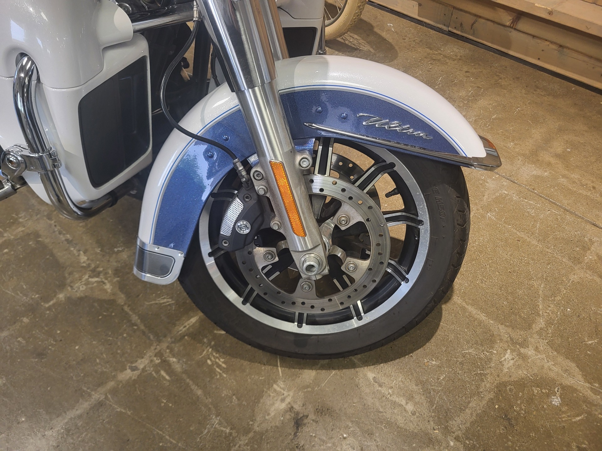 2015 Harley-Davidson Electra Glide® Ultra Classic® 8