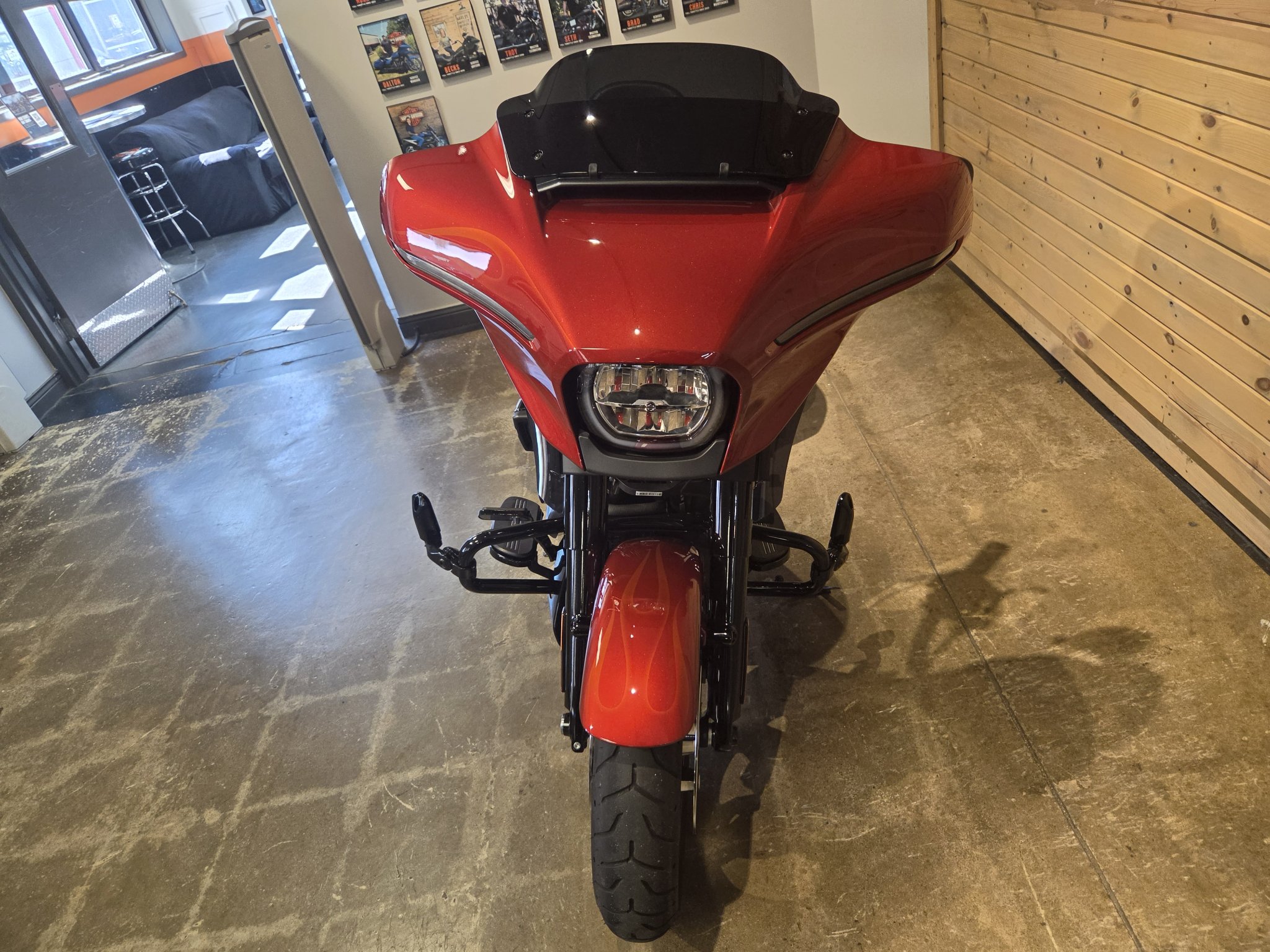 2025 Harley-Davidson Street Glide® 9