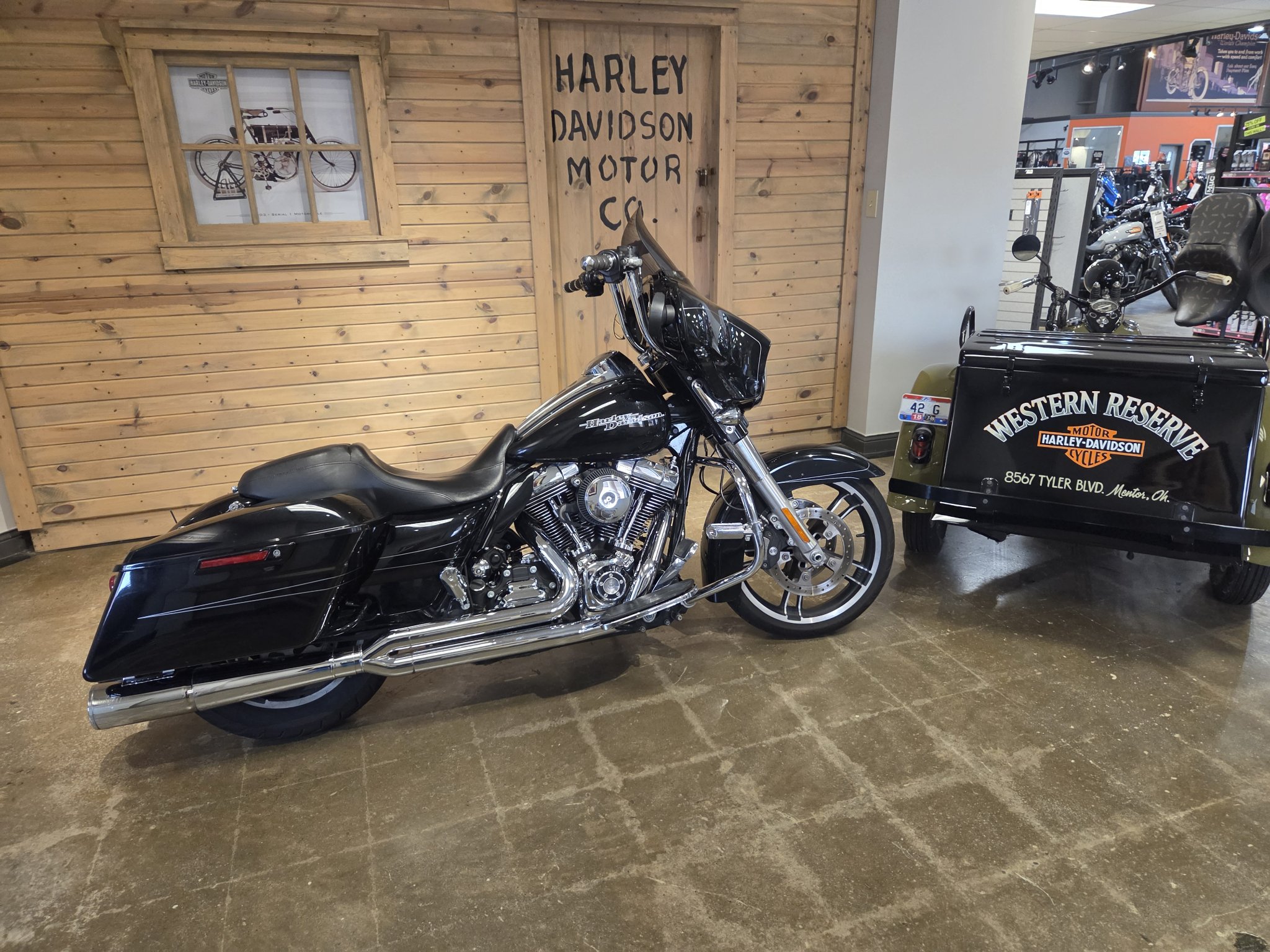 2016 Harley-Davidson Street Glide® Special 1
