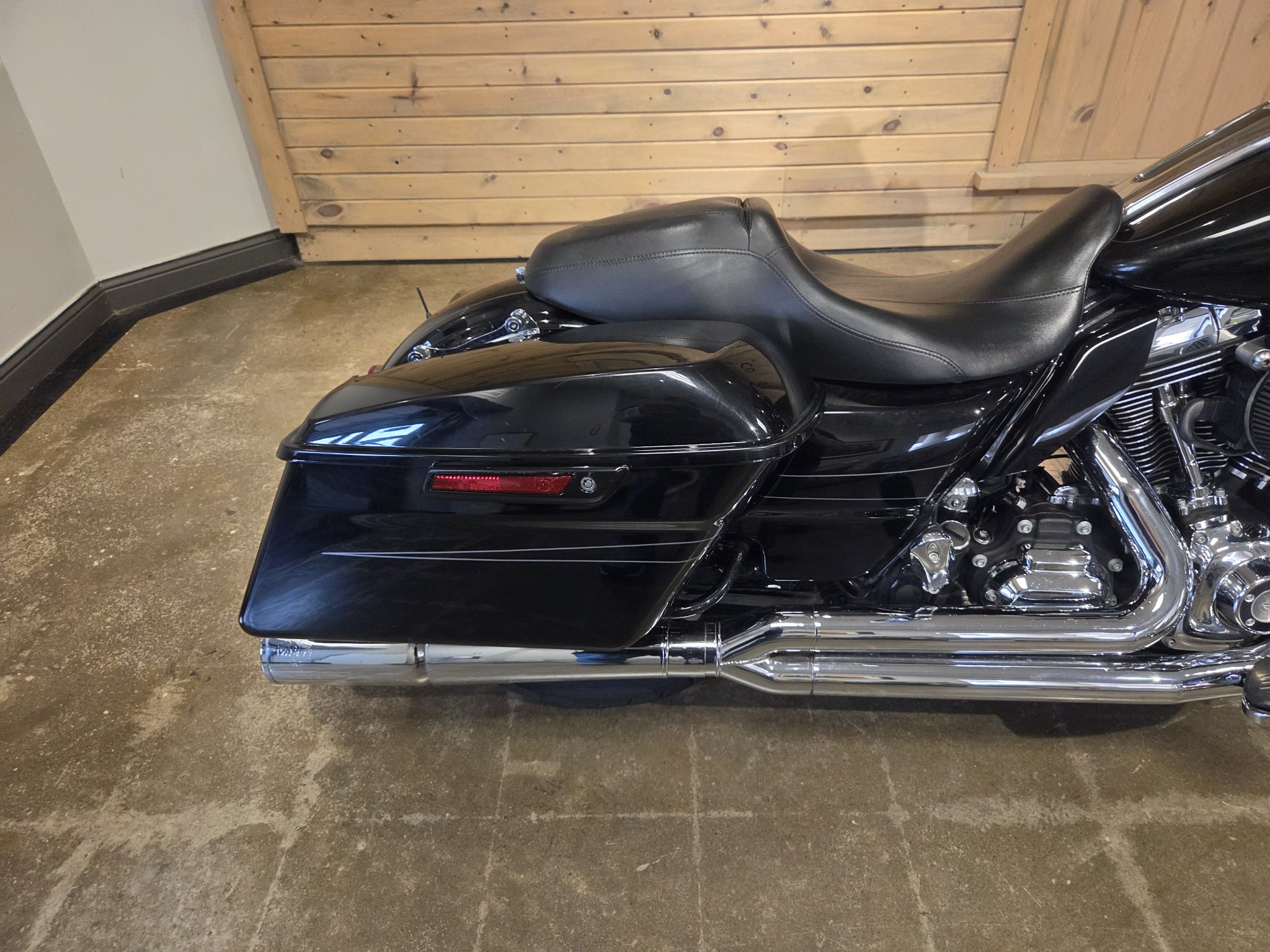 2016 Harley-Davidson Street Glide® Special 3