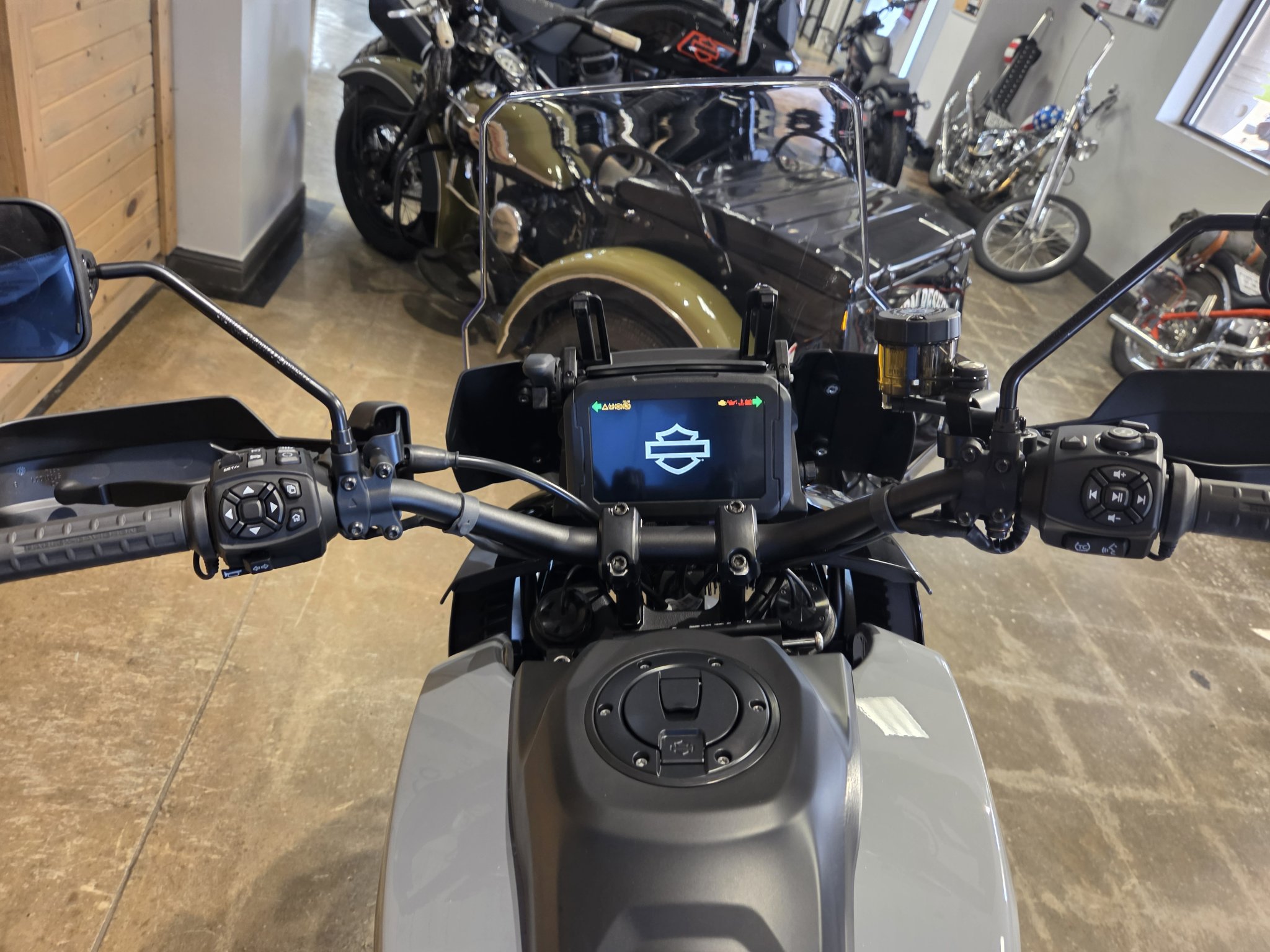 2026 Harley-Davidson Pan America® 1250 Limited 7