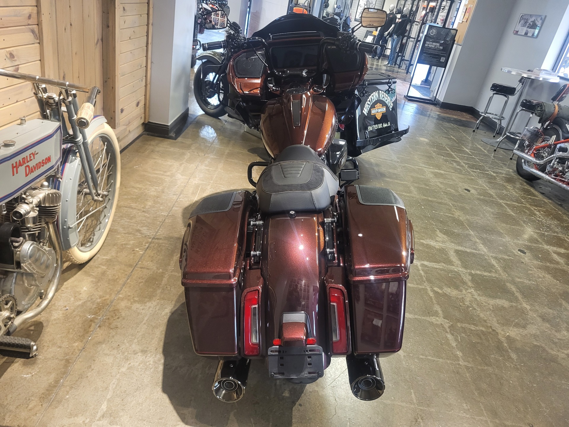 2024 Harley-Davidson CVO Road Glide® 4