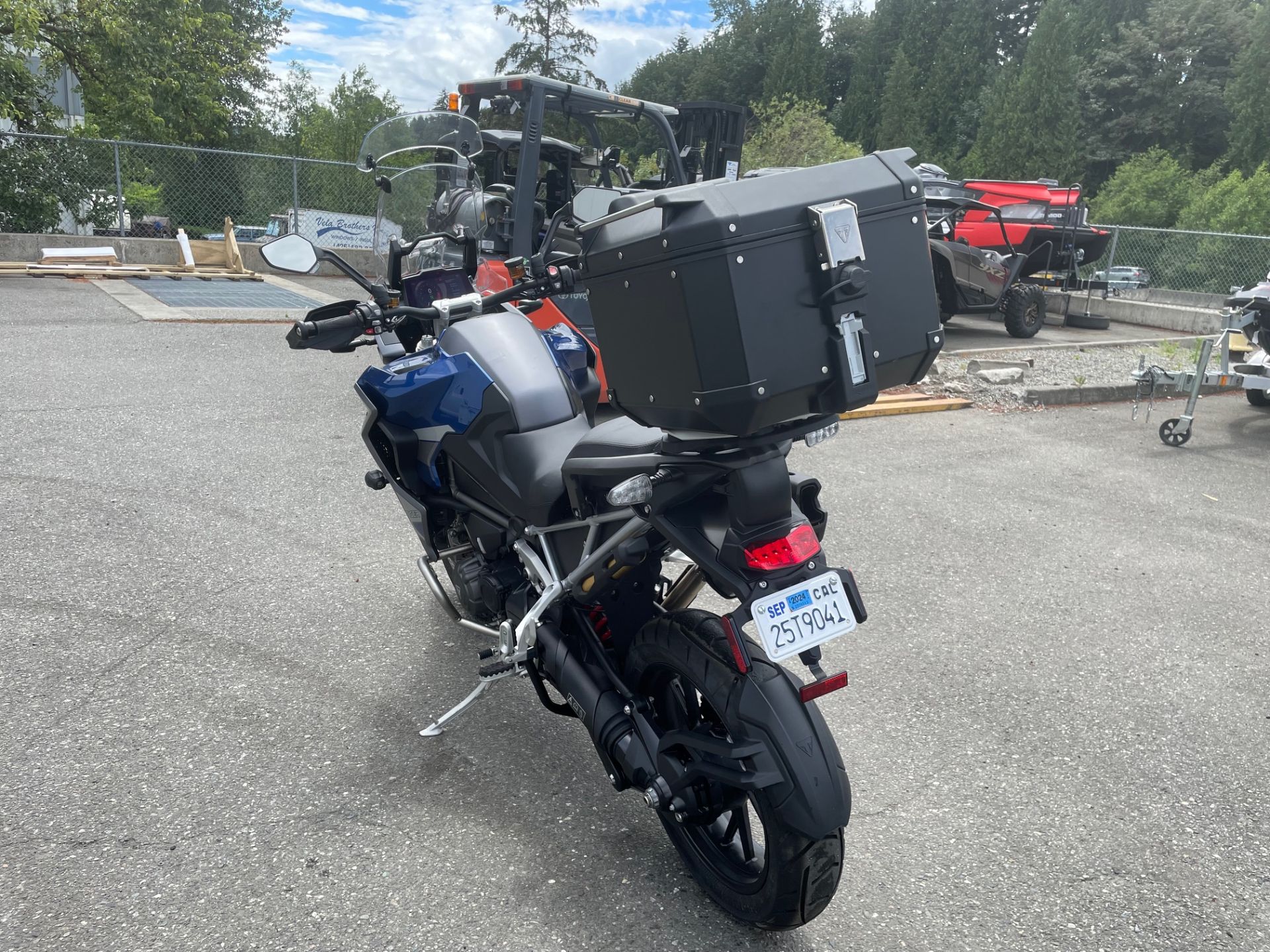 2023 Triumph Tiger 1200 GT Explorer 3