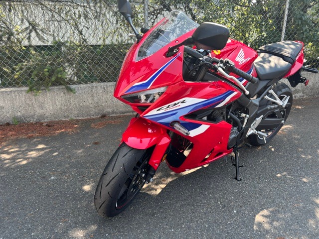 2026 Honda CBR650R E-Clutch 3