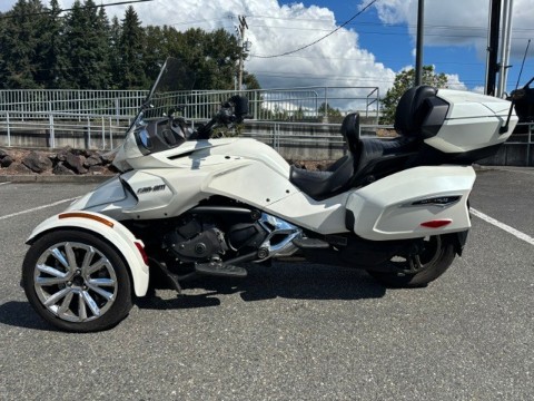 2017 Can-Am Spyder F3 Limited — photo 1 of 11