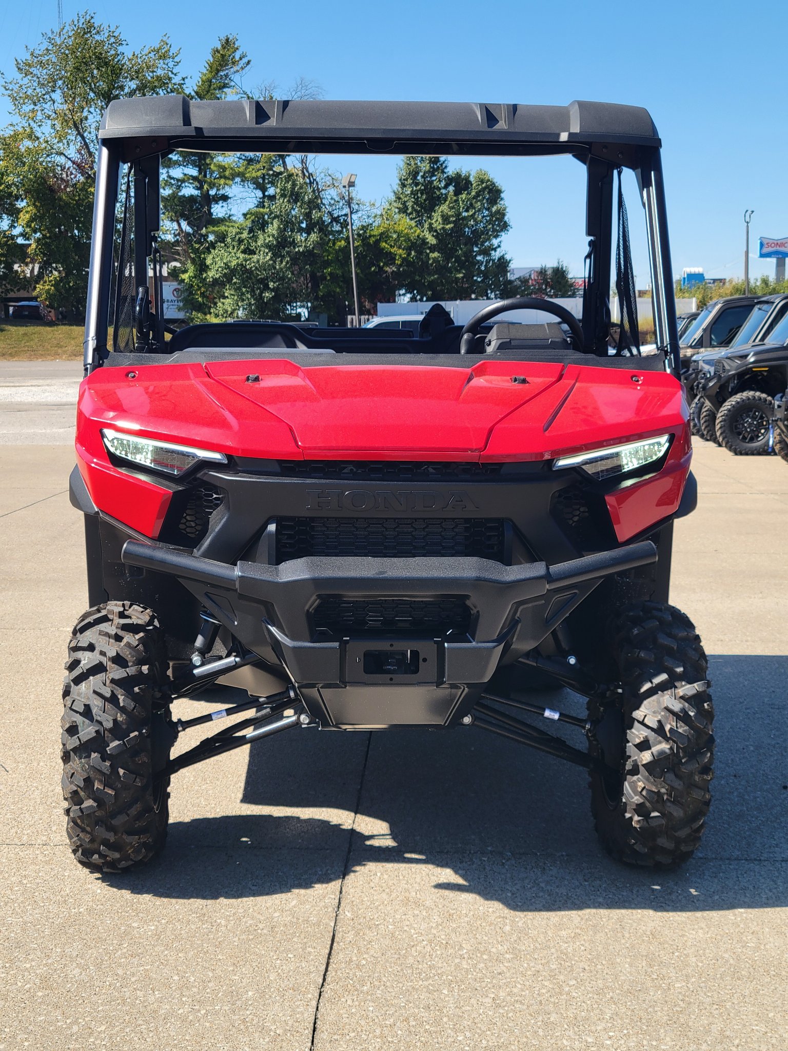 2026 Honda Pioneer 1000 Deluxe 2