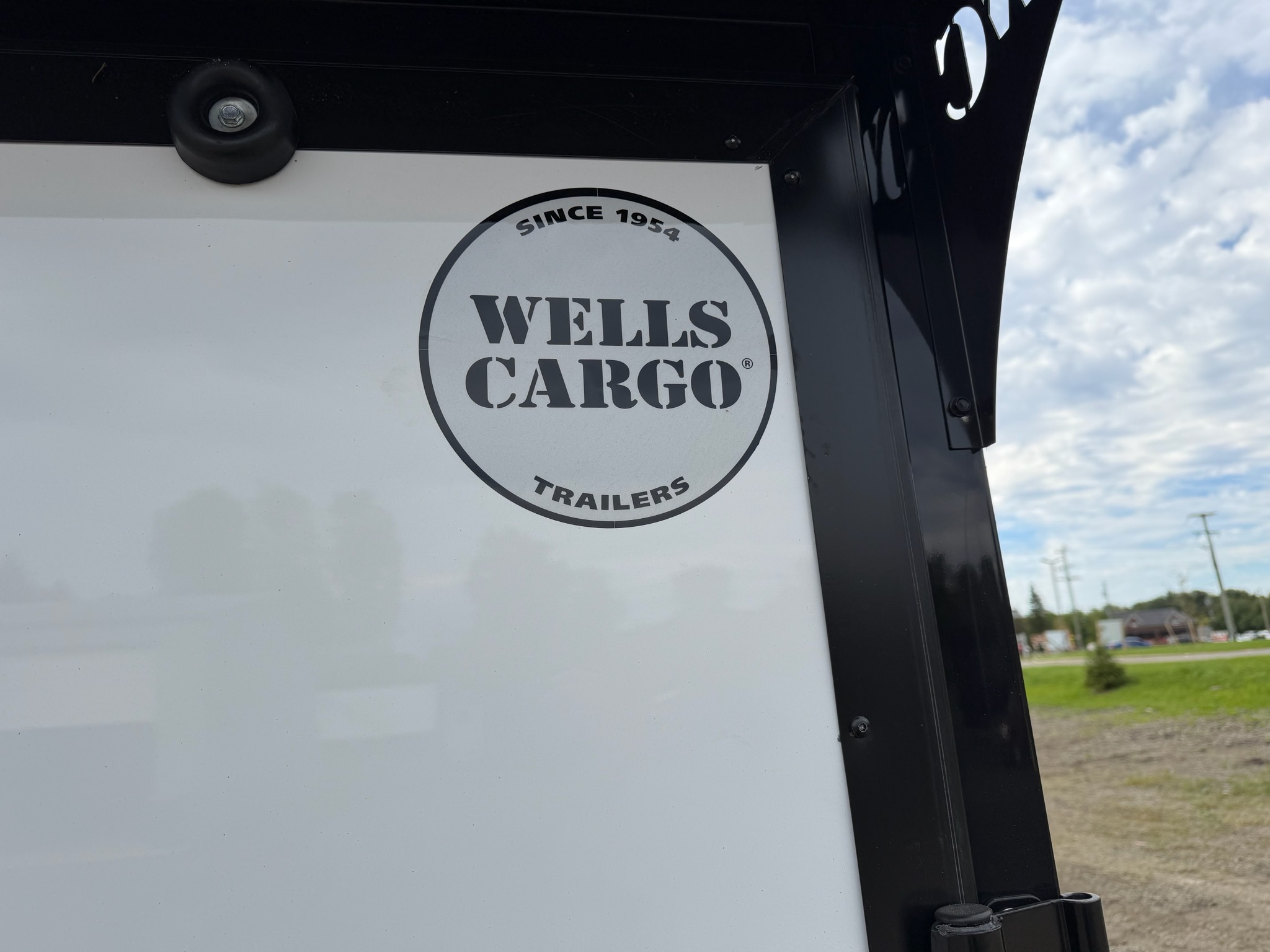 2027 Wells Cargo FT716T2-D photo 7
