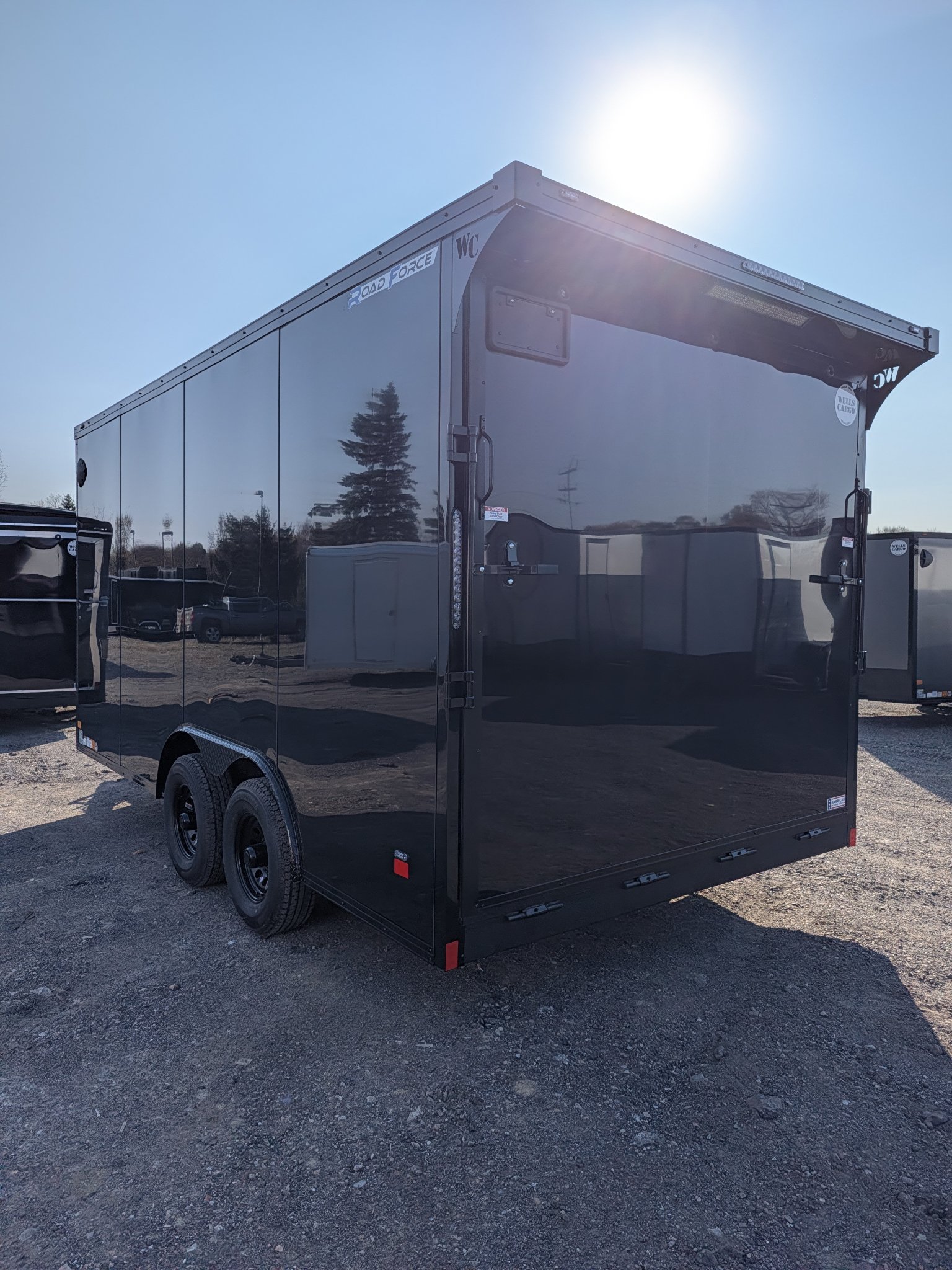 2027 Wells Cargo RFV8516T3 photo 5