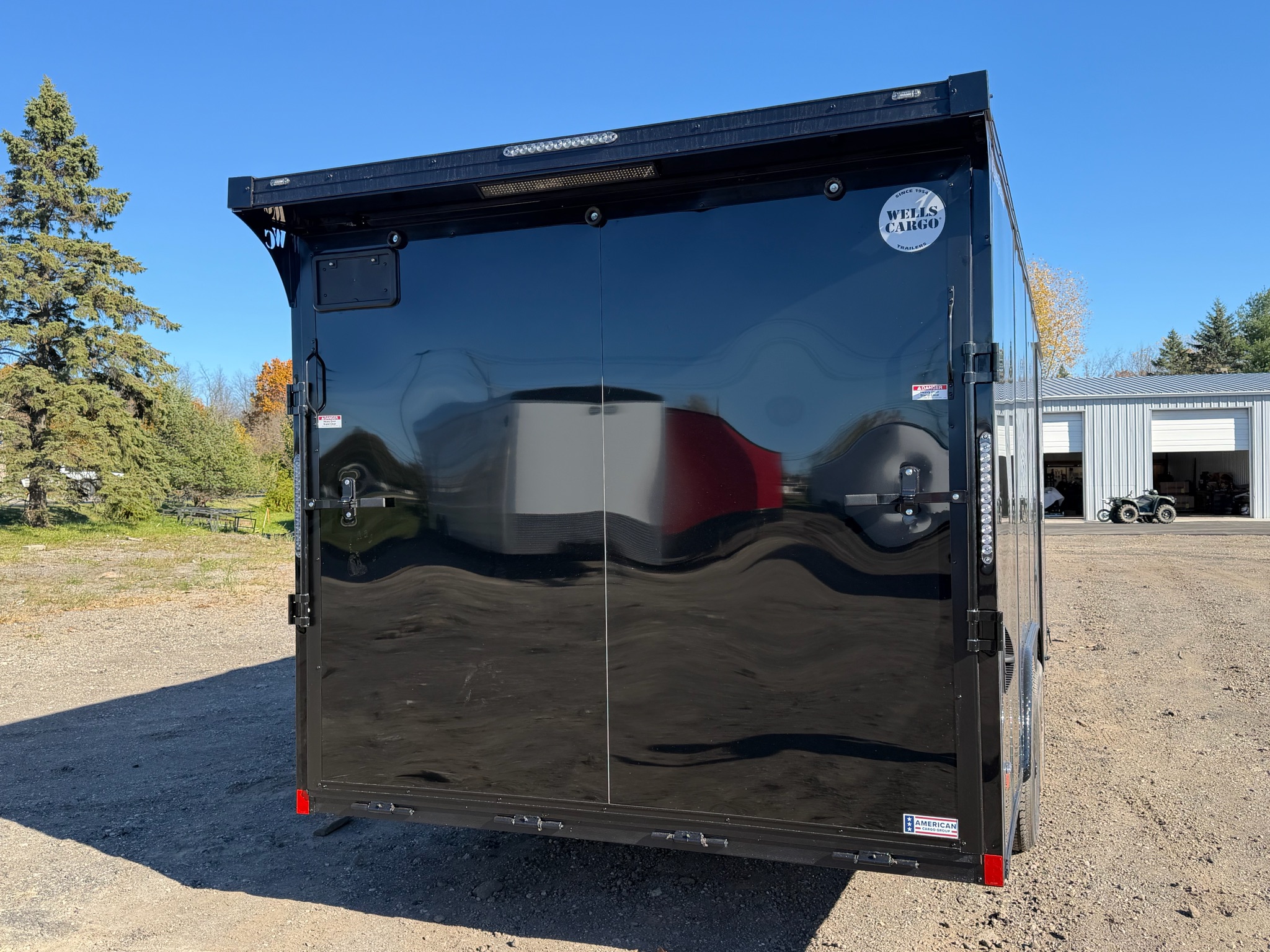 2027 Wells Cargo RFV8518T3 photo 3