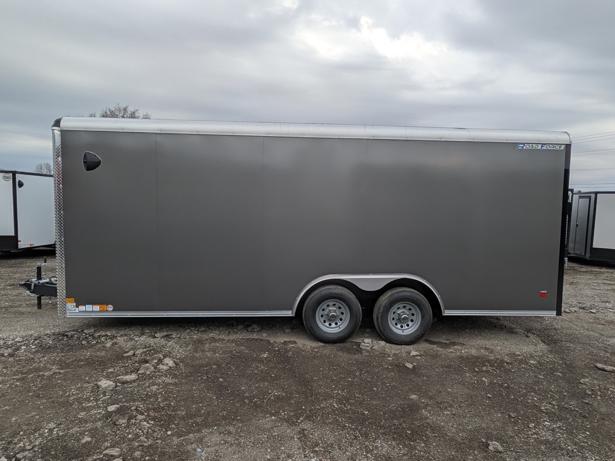 2027 Wells Cargo RFV8520T3 photo 3