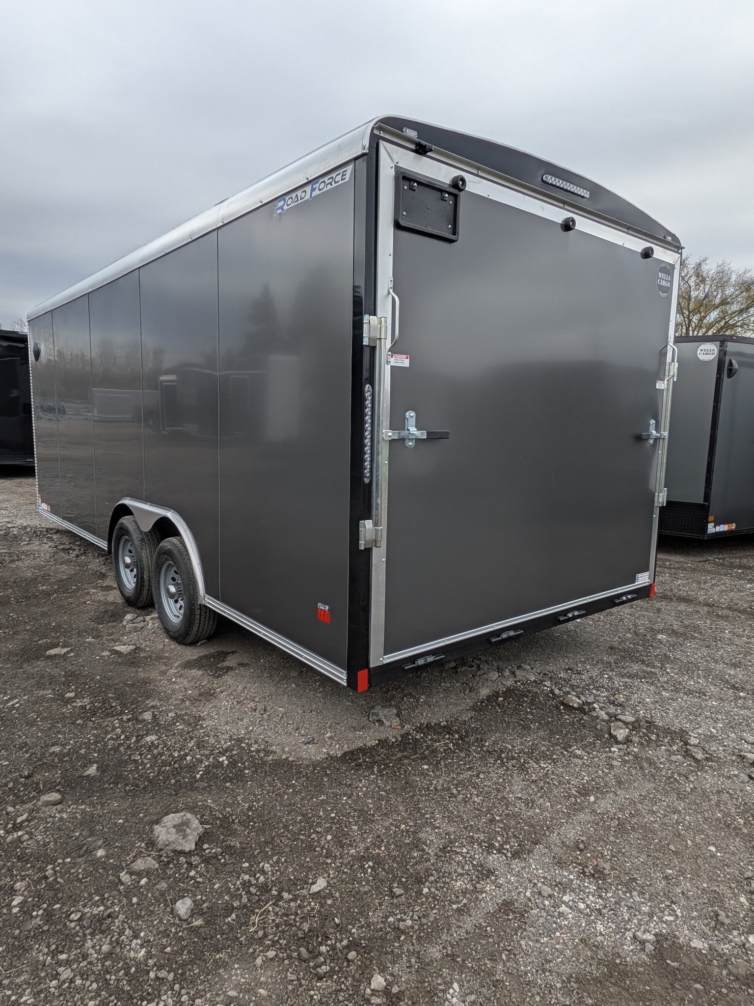 2027 Wells Cargo RFV8520T3 photo 5