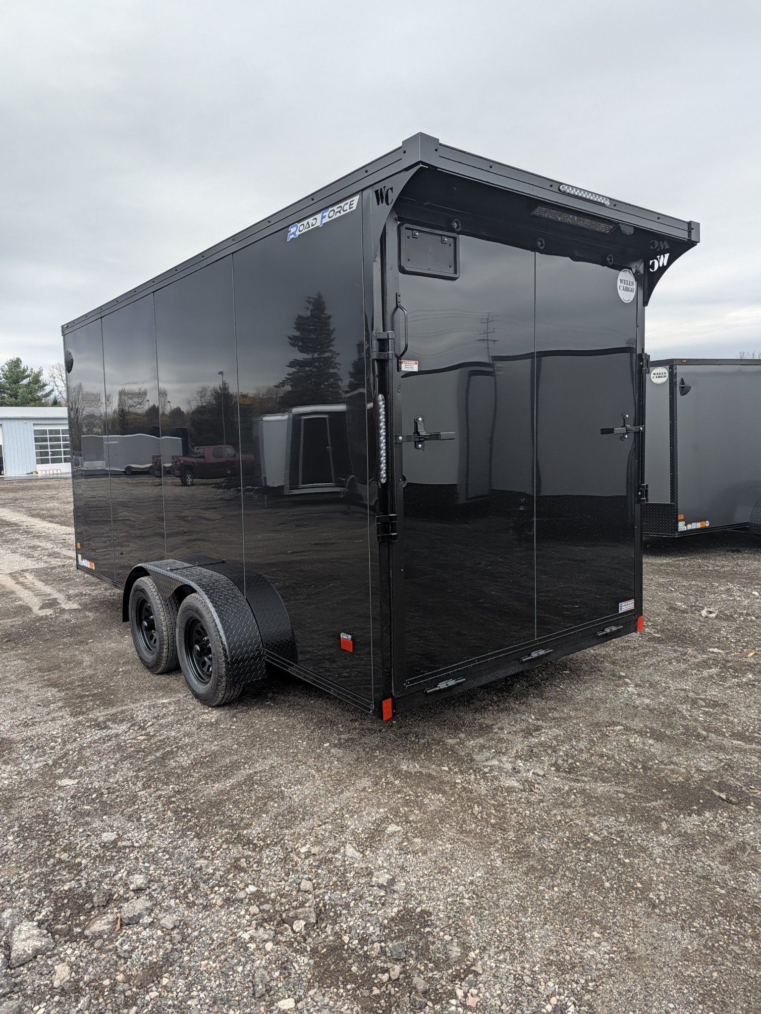 2027 Wells Cargo RFV716T2 photo 3
