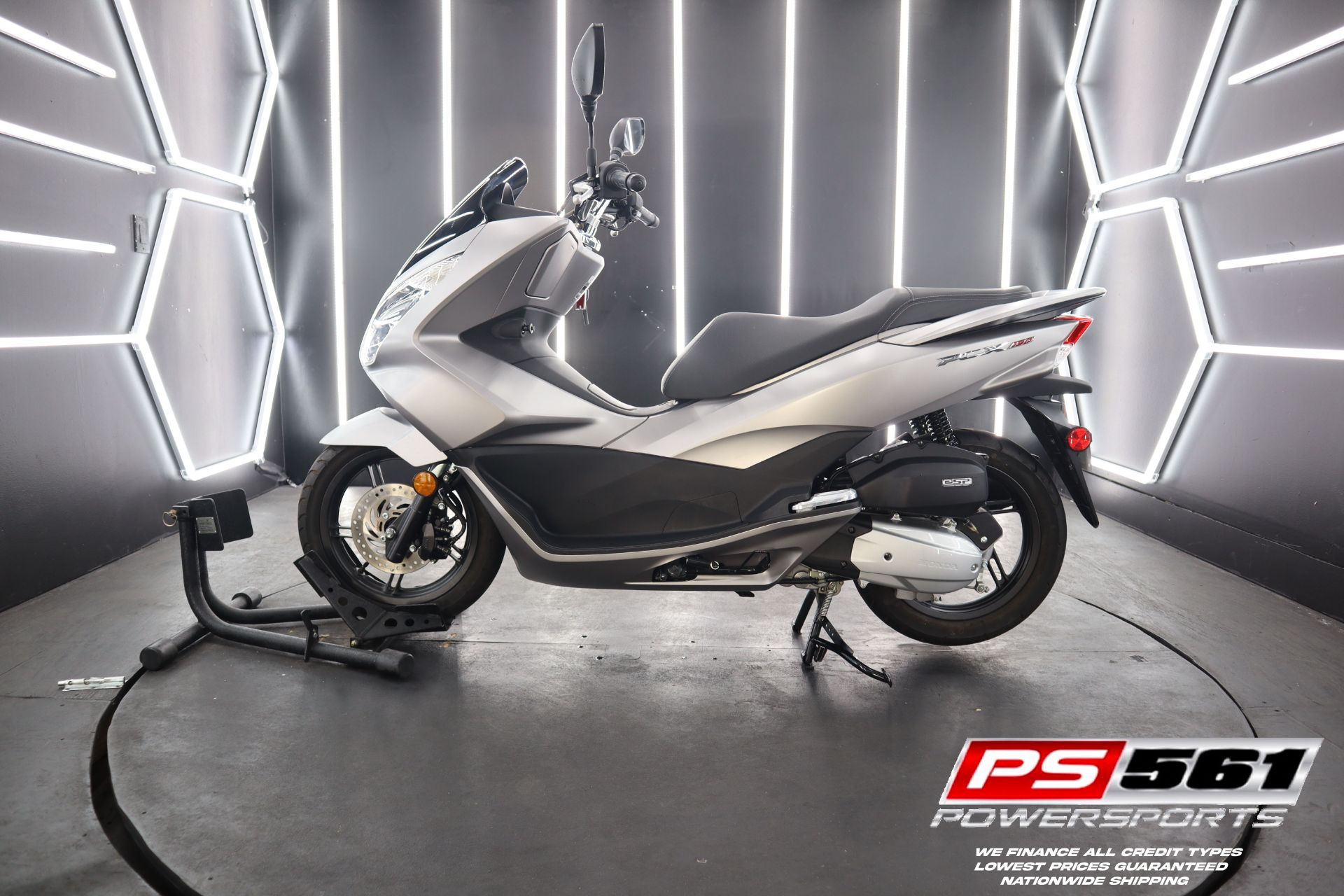 Pcx 150 Honda Scooter Hire A Honda PCX 150 Scooter In Makati From