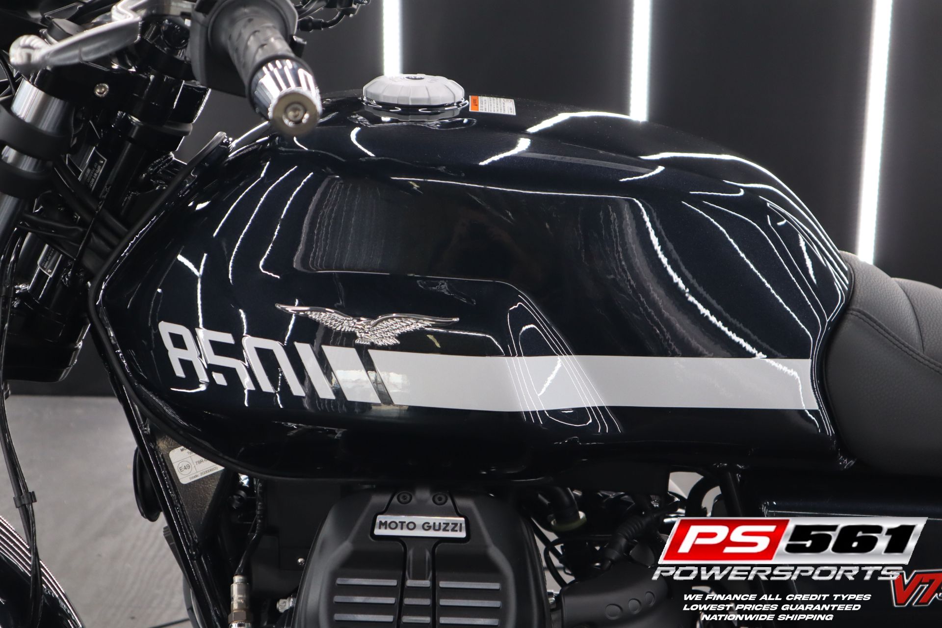 あんどページ New 2025 Moto Guzzi V7 STONE CHROME | Motorcycles in Roselle