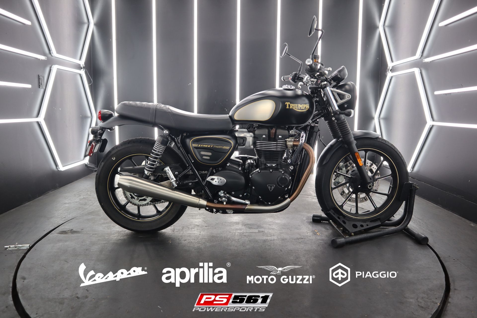 Used 2022 Triumph Street Twin EC1 Special Edition Matt Silver Ice