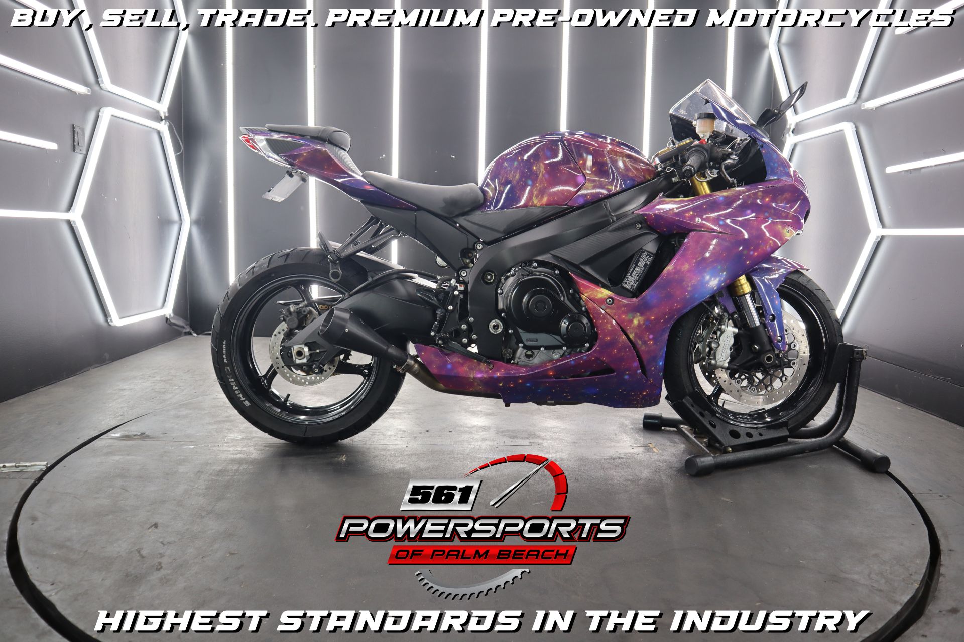 Used 2018 Suzuki GSX-R750 Candy Daring Red / Glass Sparkle Black