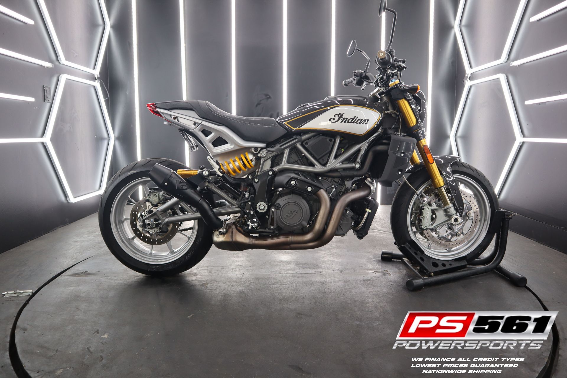 2023 Indian Motorcycle FTR R Carbon