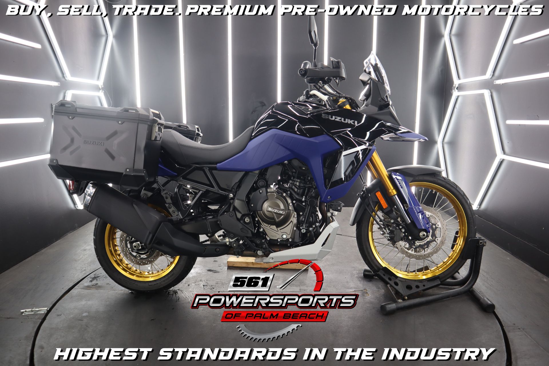 2023 Suzuki V-Strom 800DE Adventure