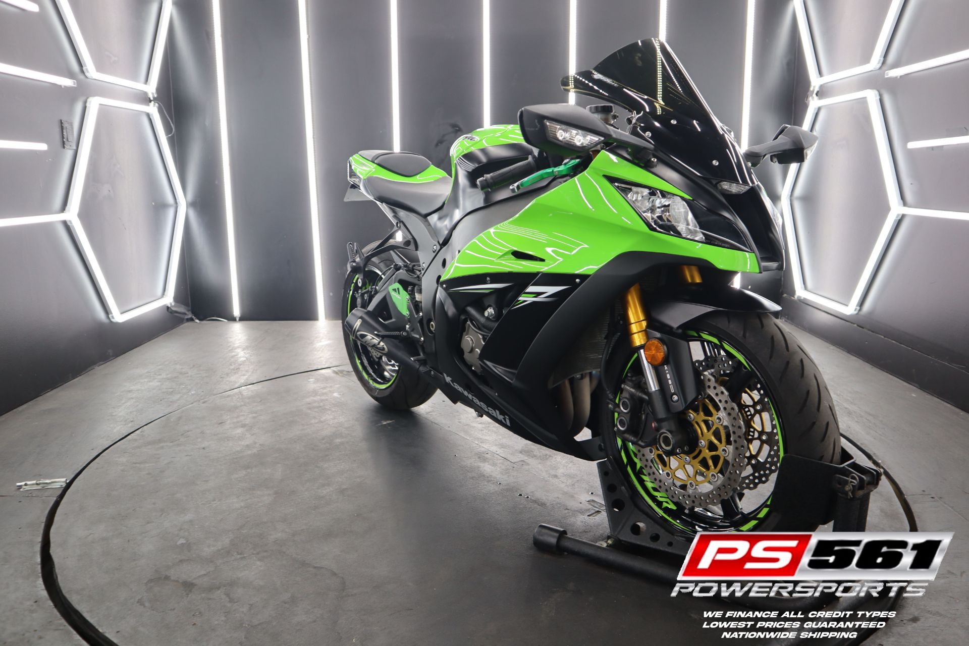 Used 2014 Kawasaki Ninja® ZX™-10R ABS Lime Green / Flat Ebony