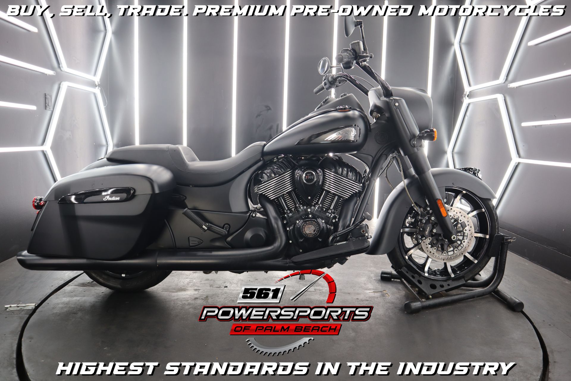 2022 Indian Motorcycle Springfield® Dark Horse®