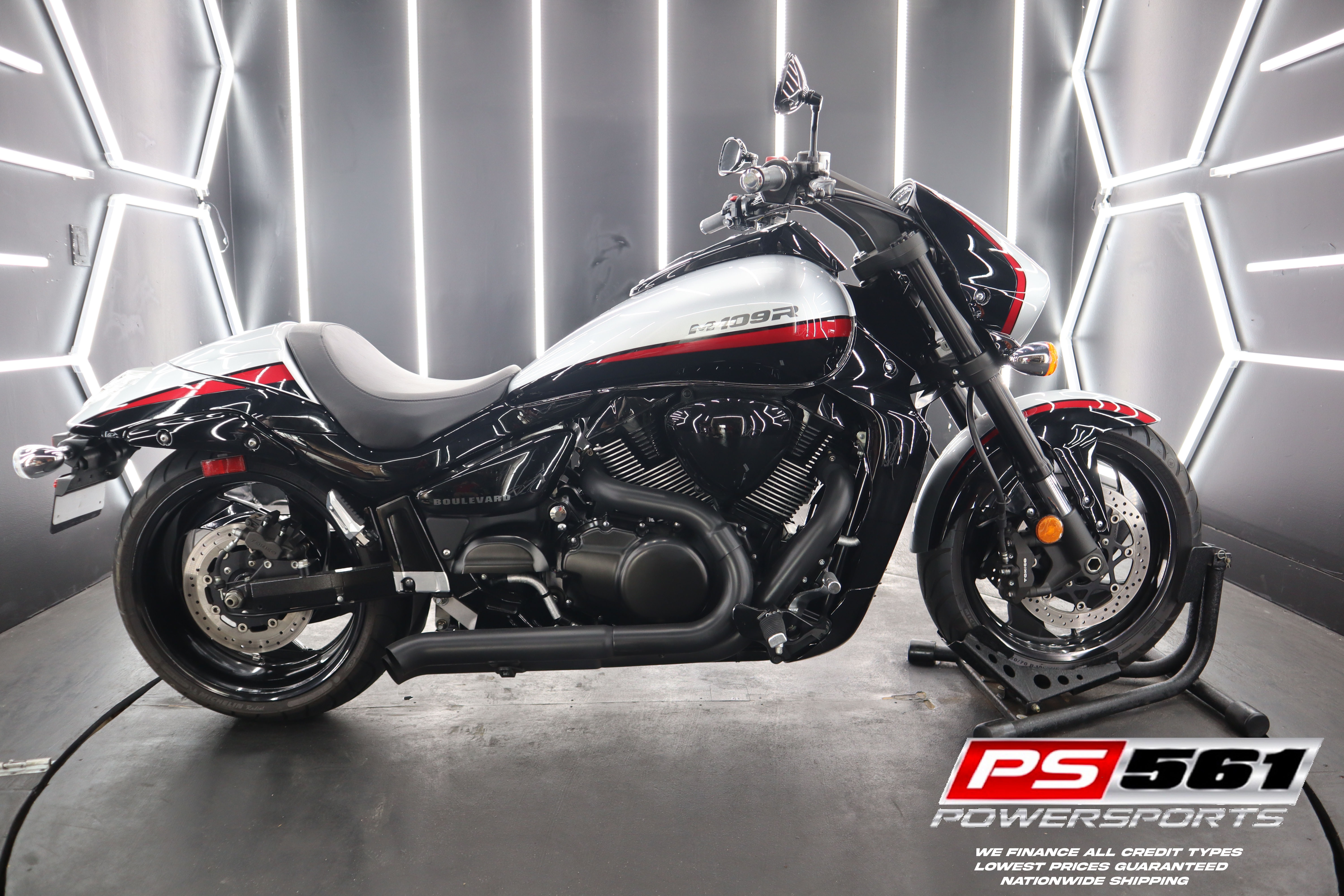 2018 Suzuki Boulevard M109R B.O.S.S.