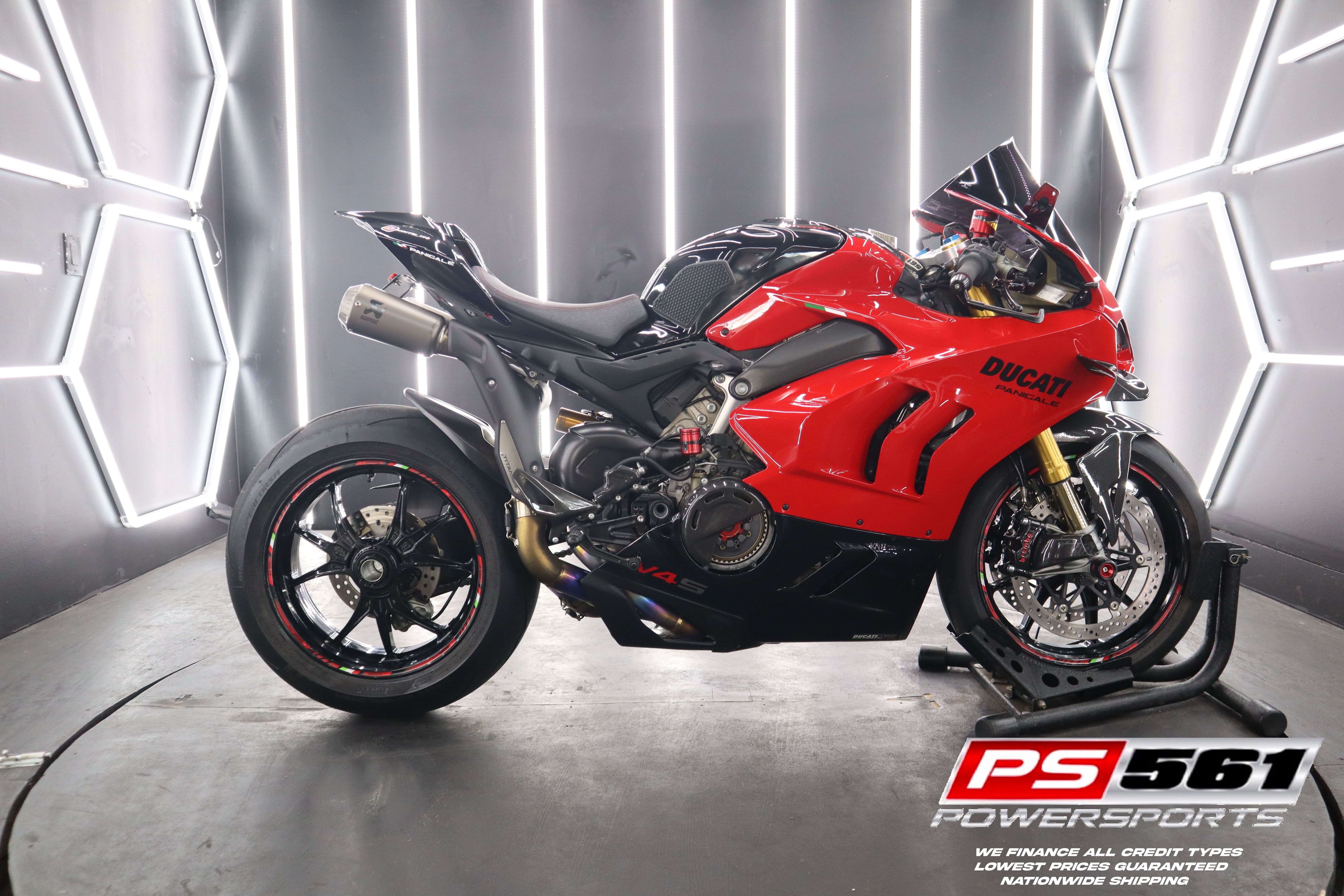 2022 Ducati Panigale V4 S