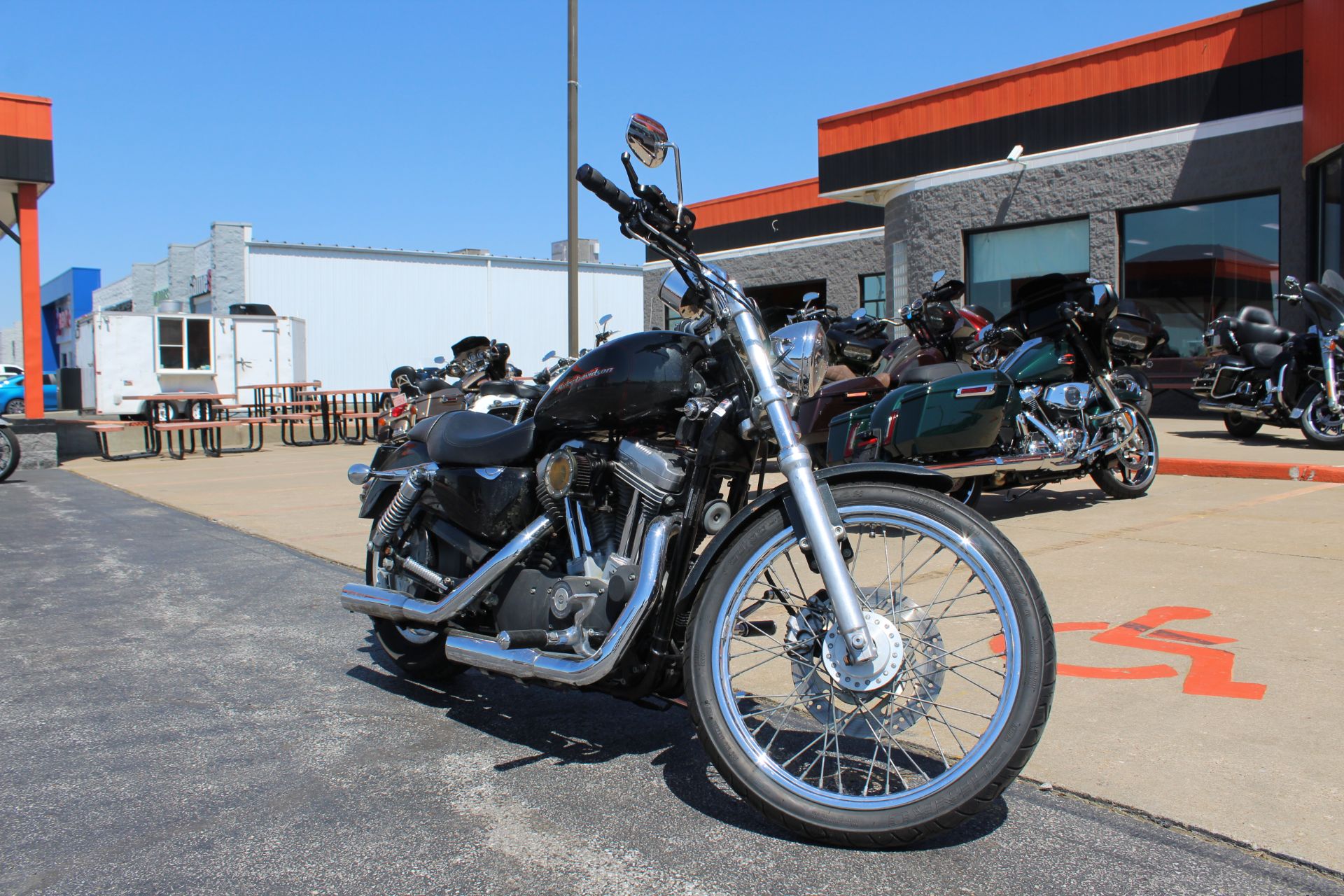 マリリン Iron 883™ | Harley-Davidson® of Rocklin