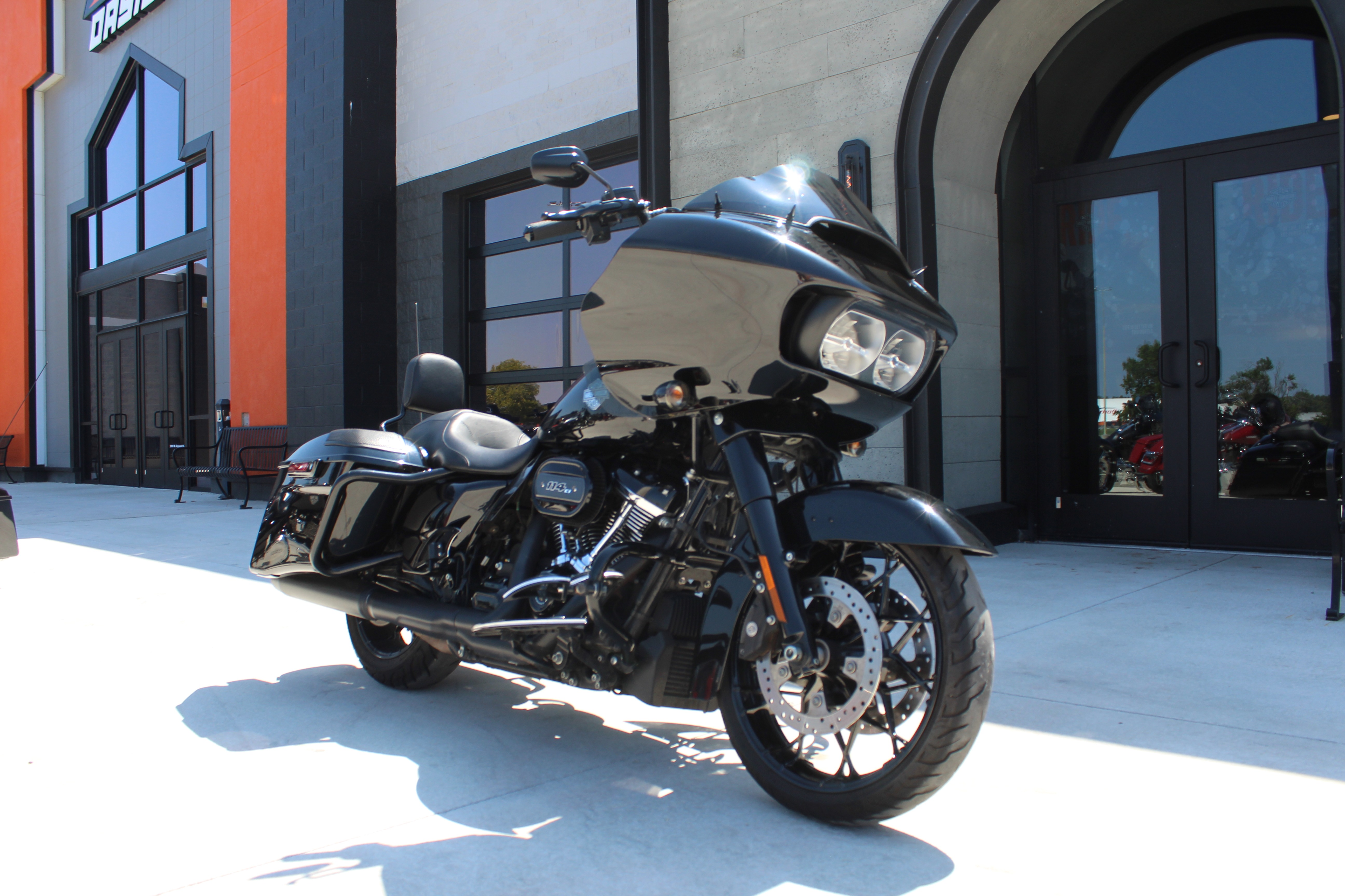 2023 Harley-Davidson Road Glide® Special 3