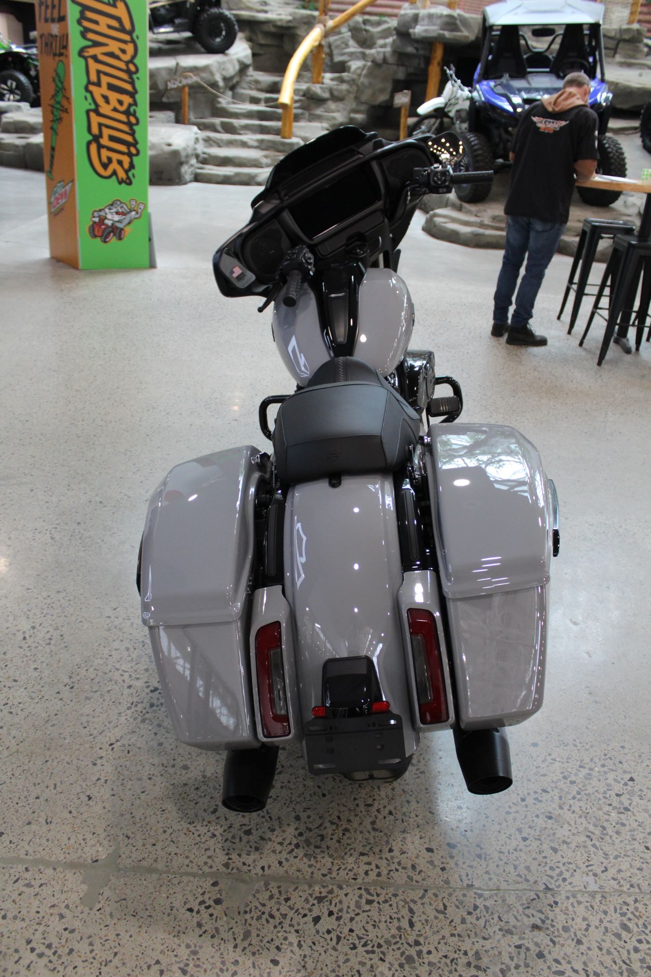 2025 Harley-Davidson Street Glide® 7