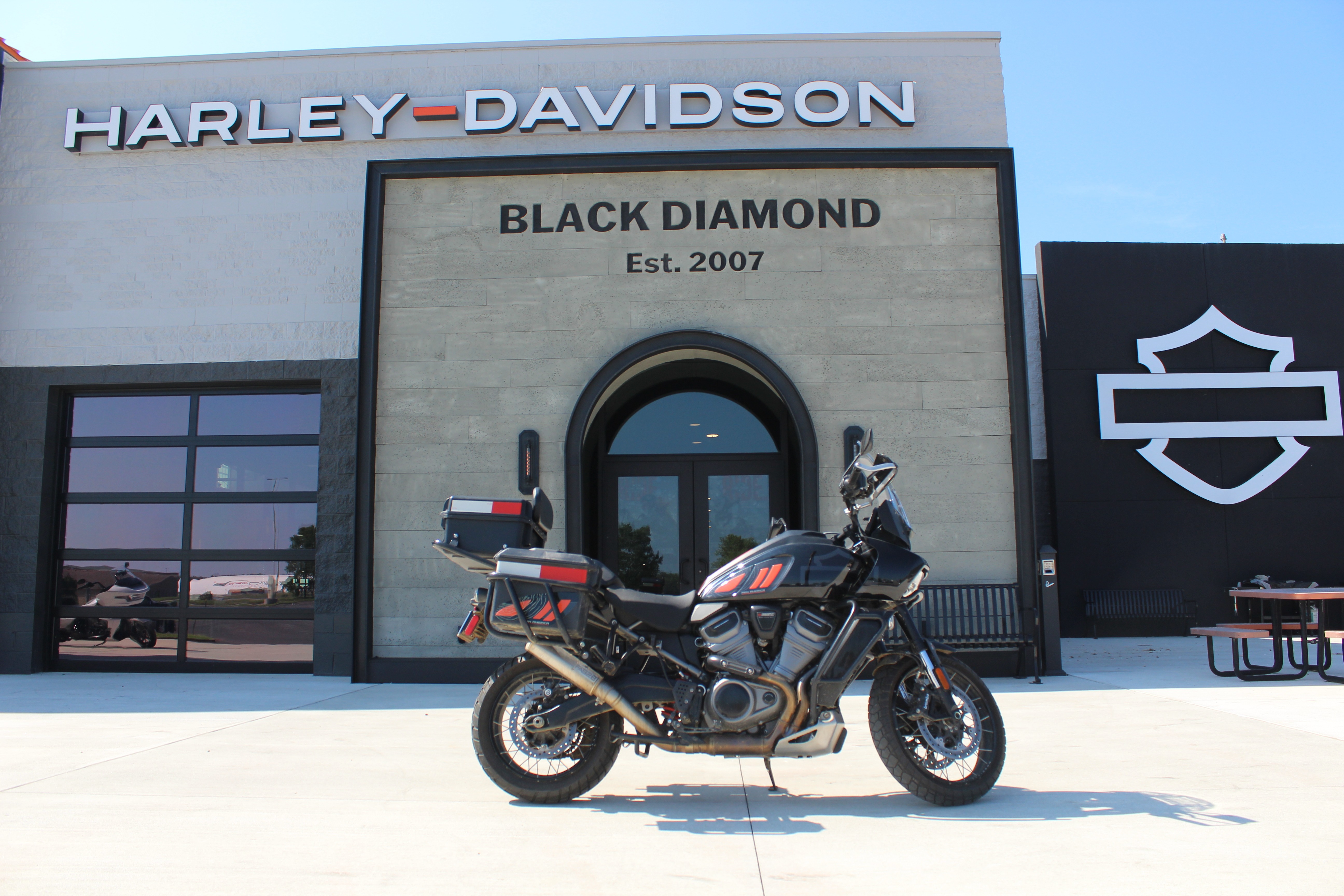 2022 Harley-Davidson Pan America 1250 Special 1