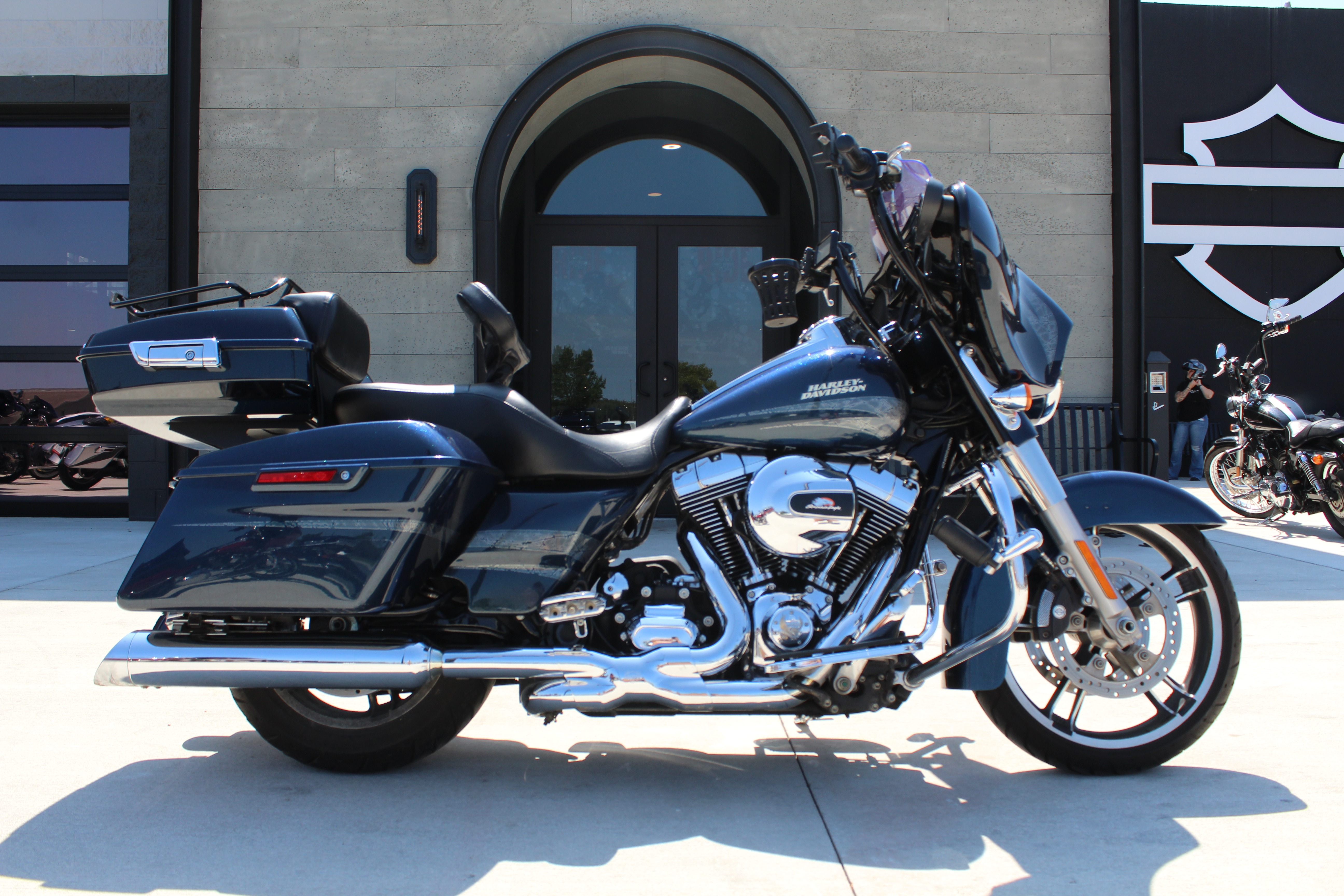 2016 Harley-Davidson Street Glide® Special 2