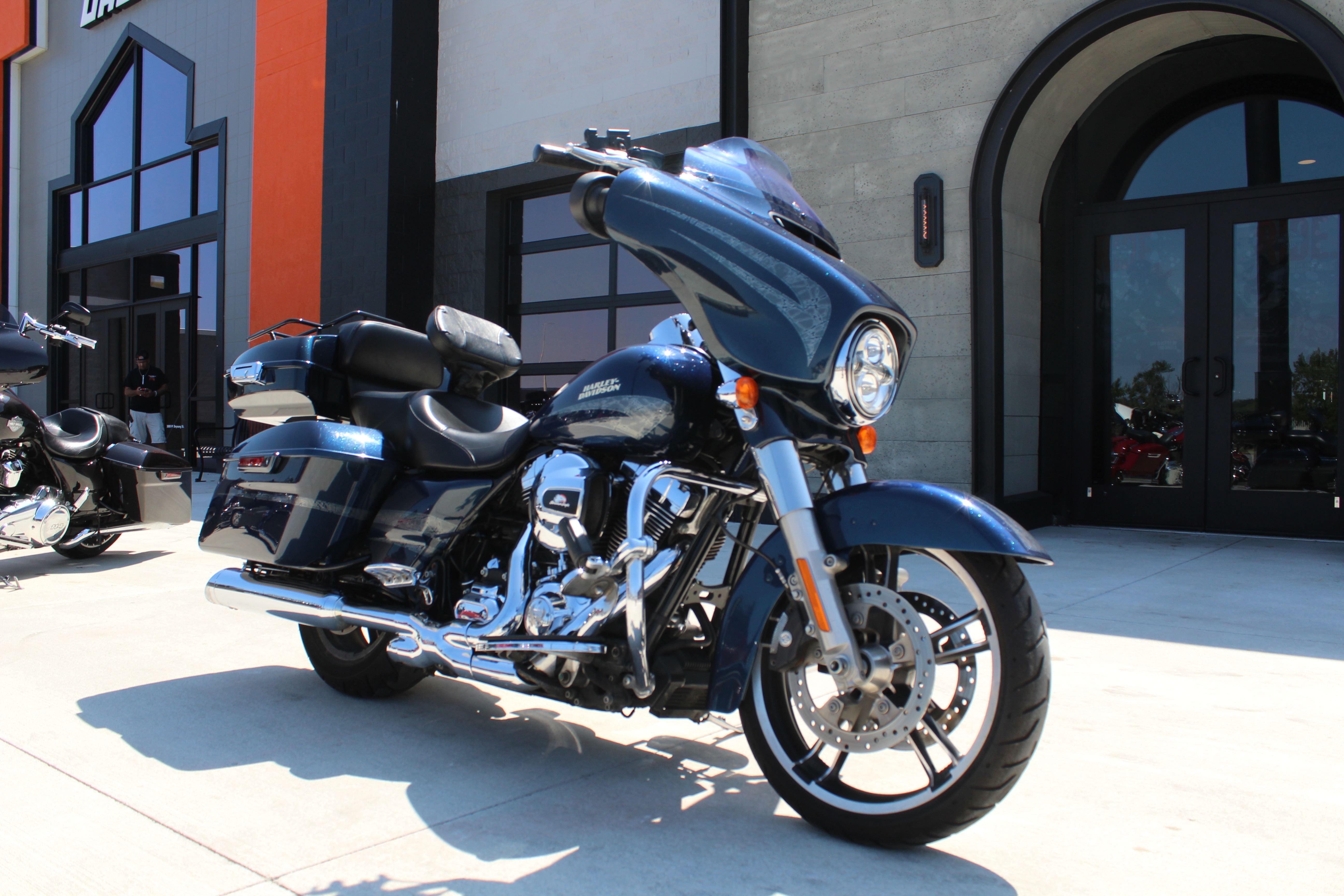 2016 Harley-Davidson Street Glide® Special 3