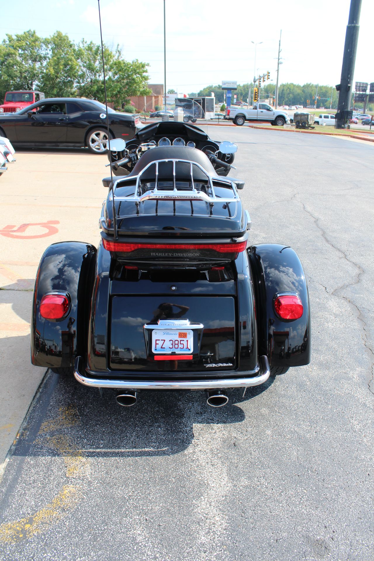 Used 2016 Harley-Davidson Tri Glide® Ultra Vivid Black Trikes in