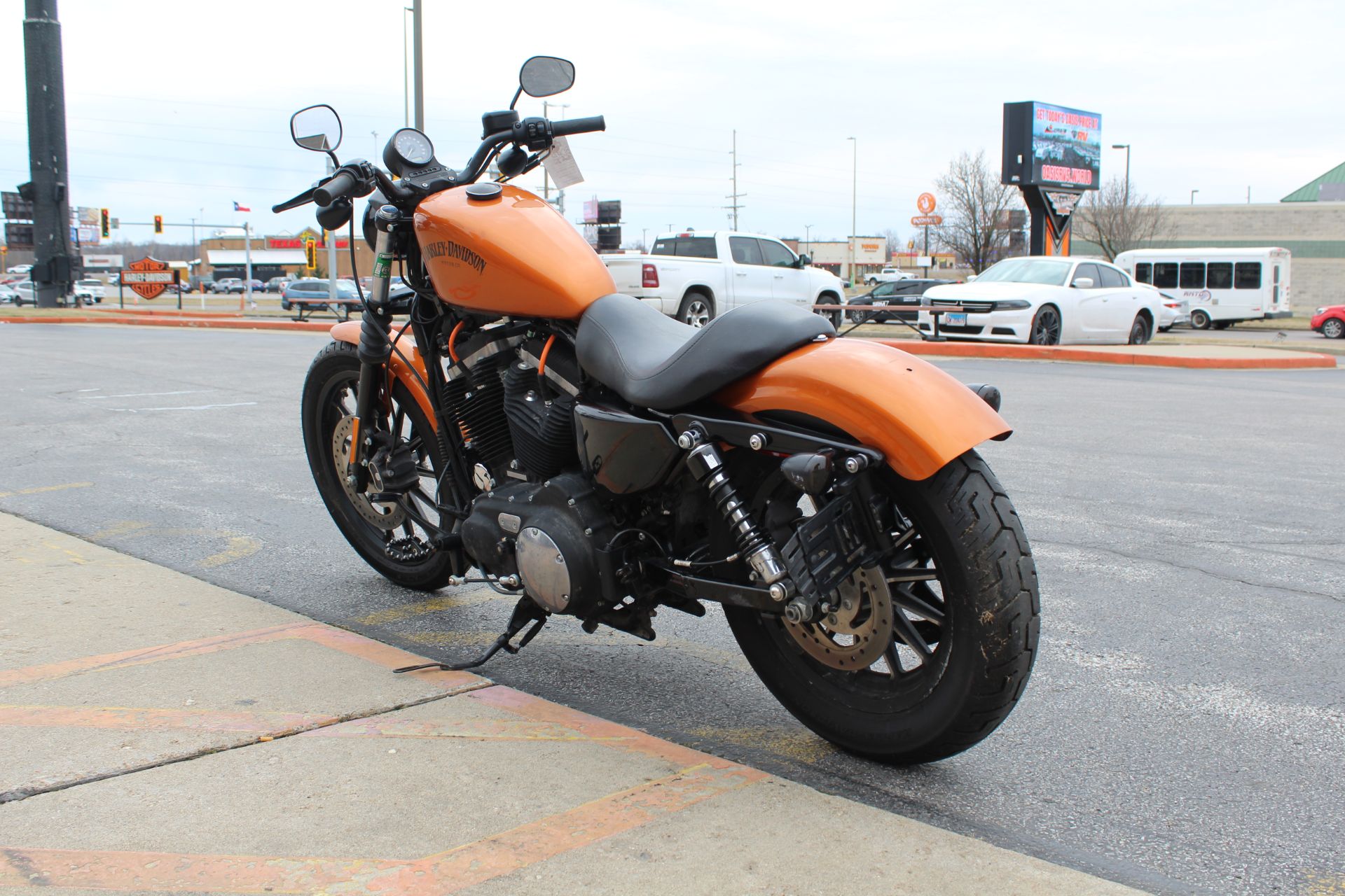 Thunderbike Whitesky | customized H-D Sportster Forty-Eight
