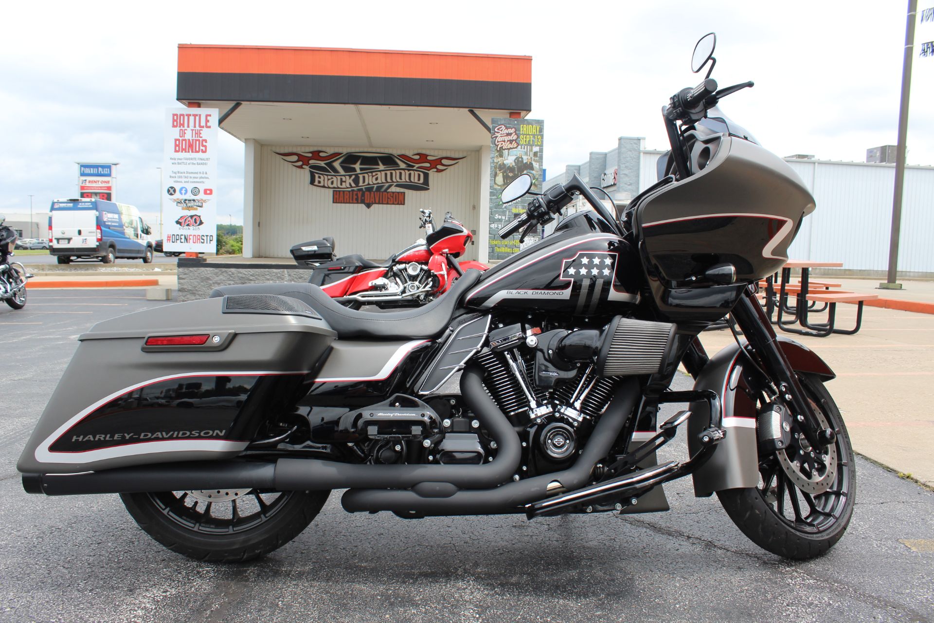Used 2019 Harley-Davidson Road Glide® Special Silver Flux
