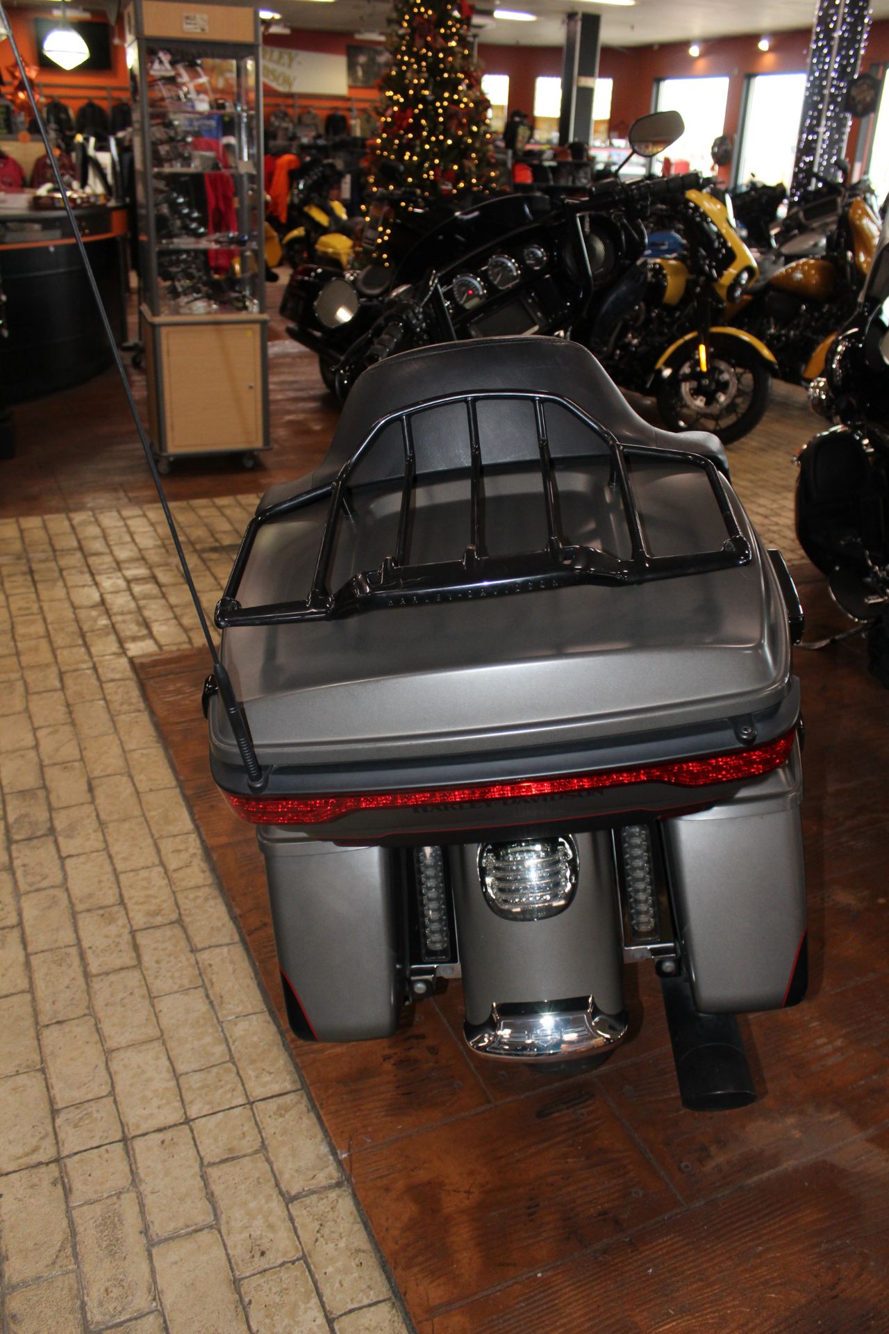 即日発送 オフィシャル Harley-Davidson ネオンライト アメカジ Used 2021 Harley-Davidson Street Glide® Special Motorcycle