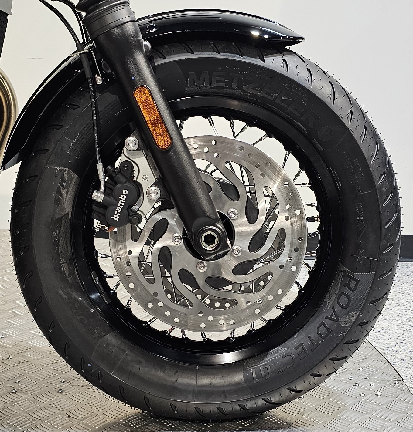 2027 Triumph Bonneville Bobber 11