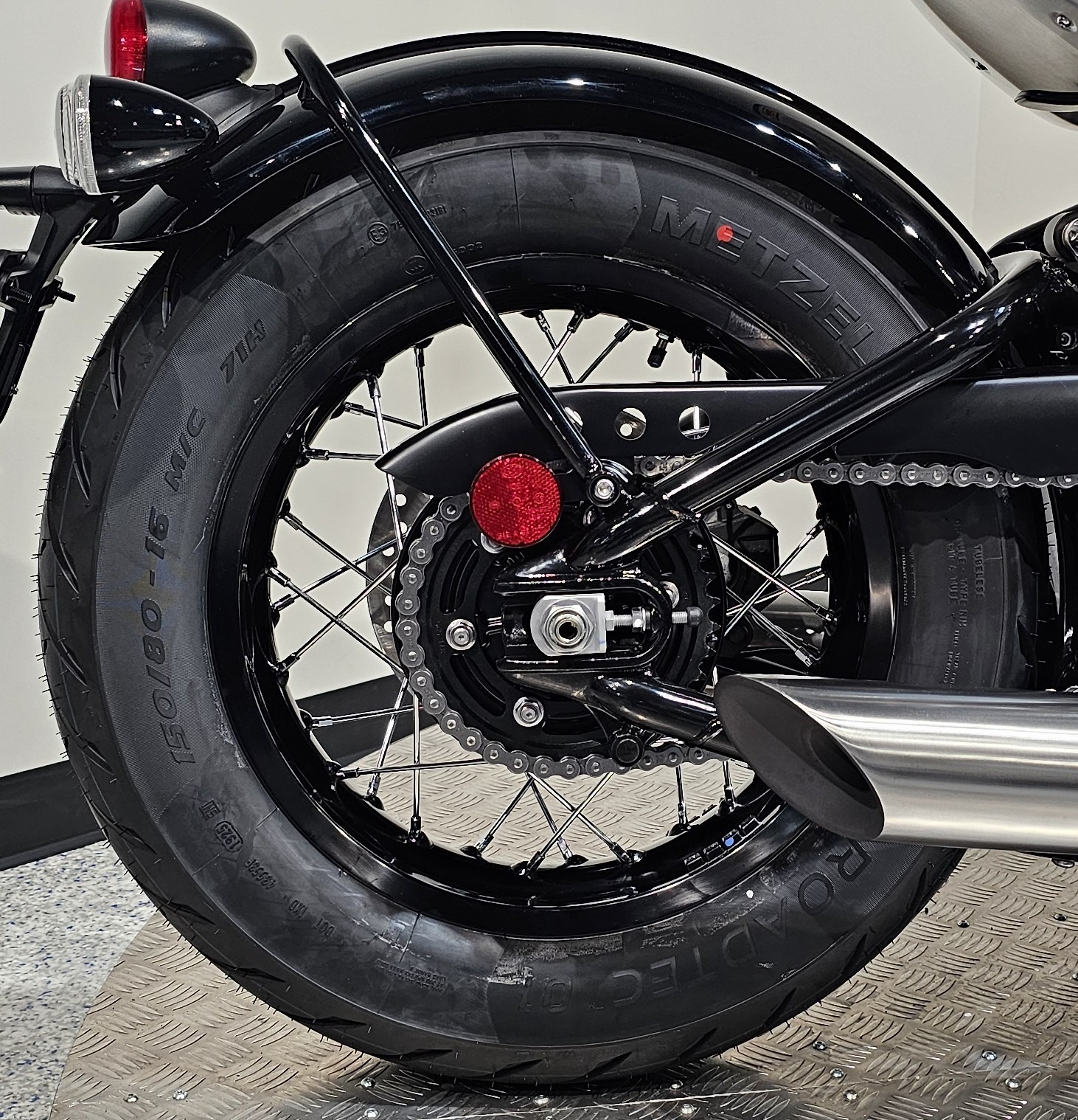 2027 Triumph Bonneville Bobber 12