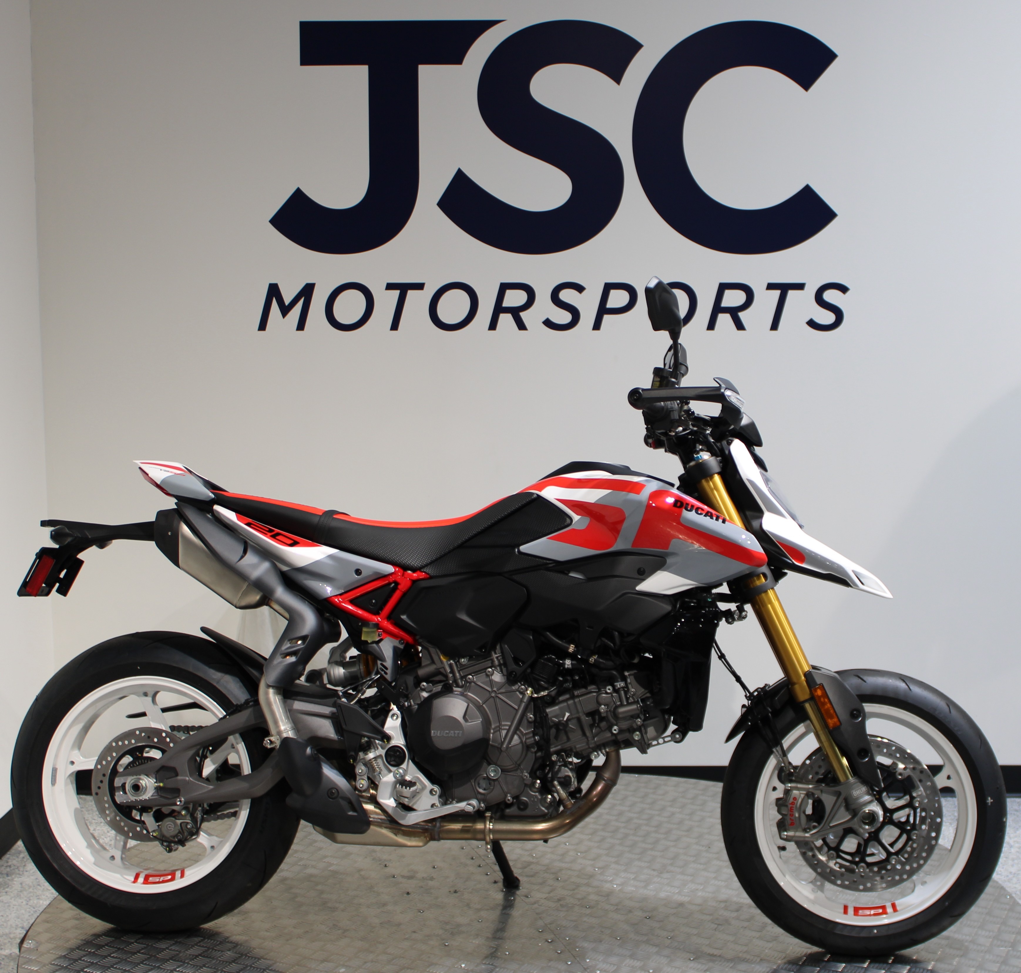 2026 Ducati Hypermotard V2 SP